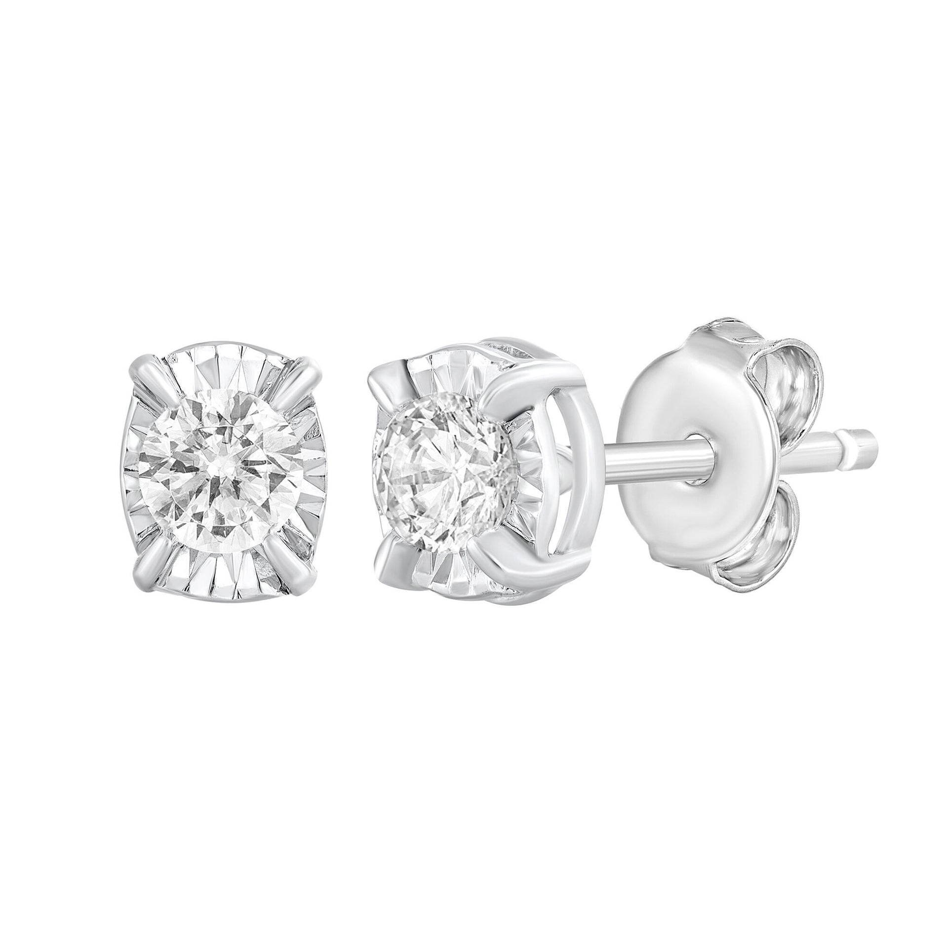 Oval Diamond Stud Earrings in 10K White Gold (1/4 ct. tw.)