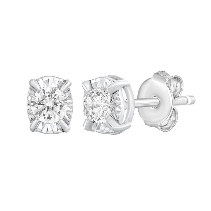 Oval Diamond Stud Earrings in 10K White Gold (1/4 ct. tw.)