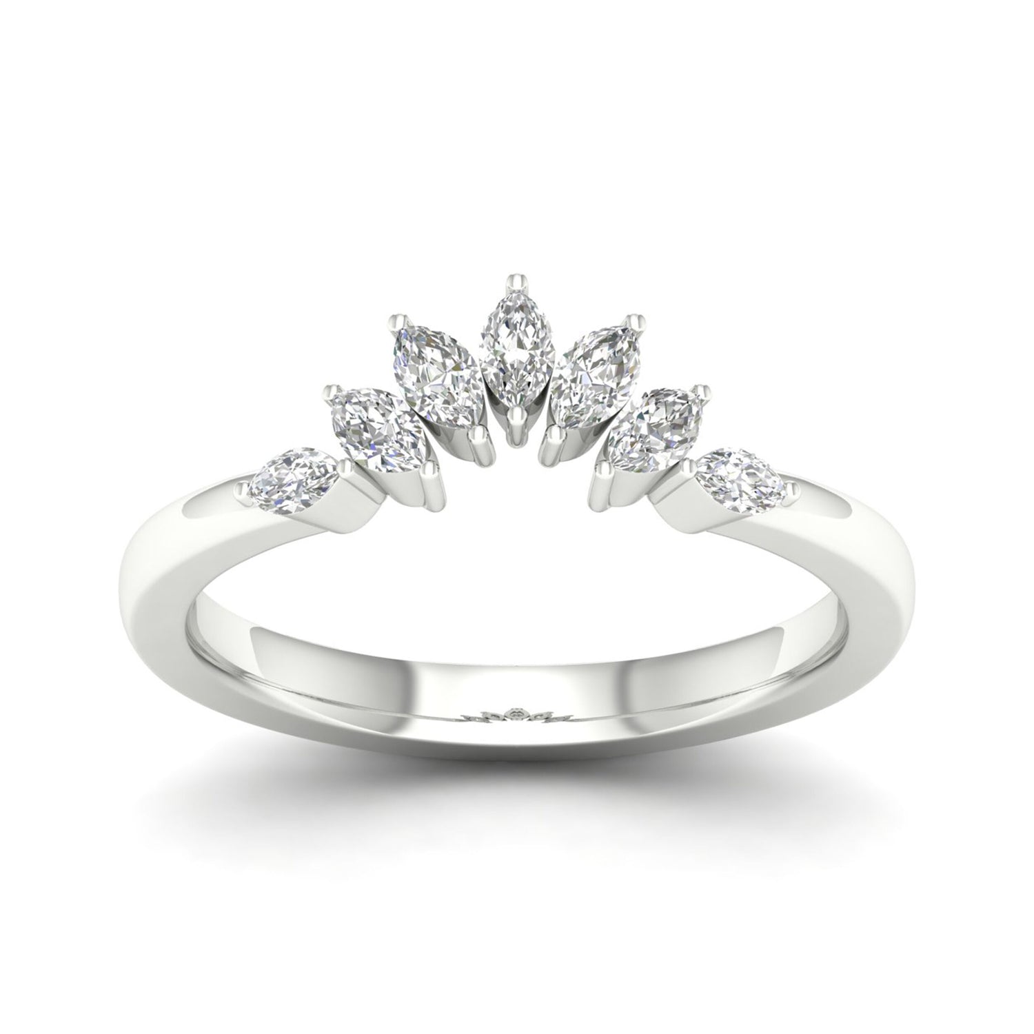 Diamond Contour Band in 14K White Gold (1/3 ct. tw.)