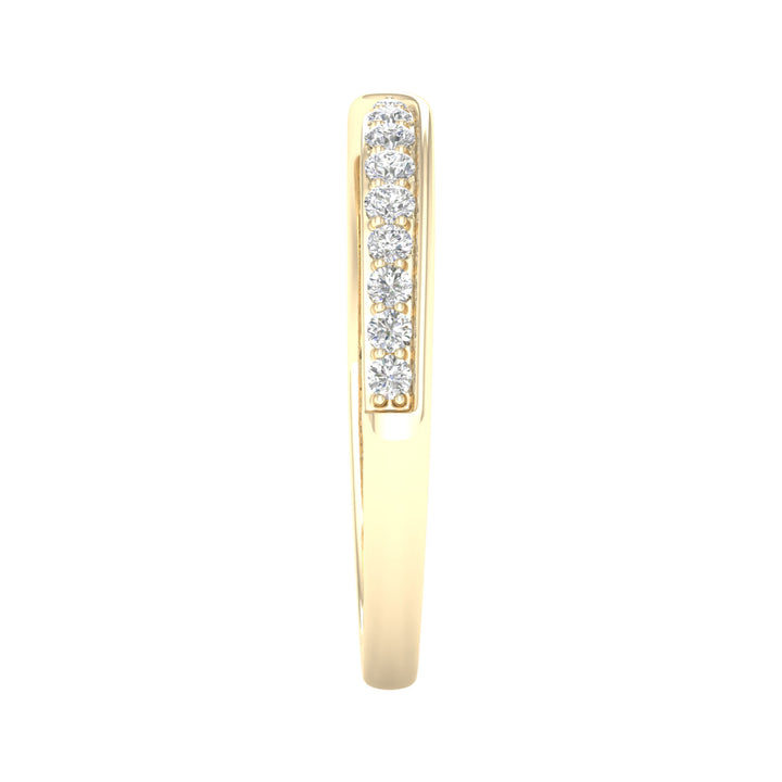 Pinched Diamond Stack Band in 10K Yellow Gold (1/4 ct. tw.)