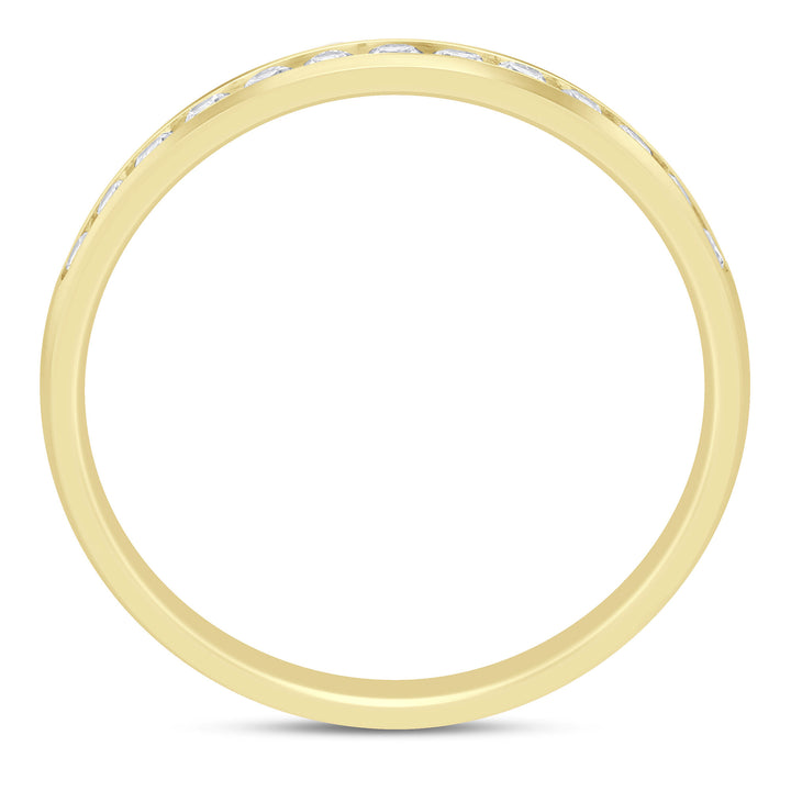 Diamond Channel Band in 14K Yellow Gold (1/4 ct. tw.)