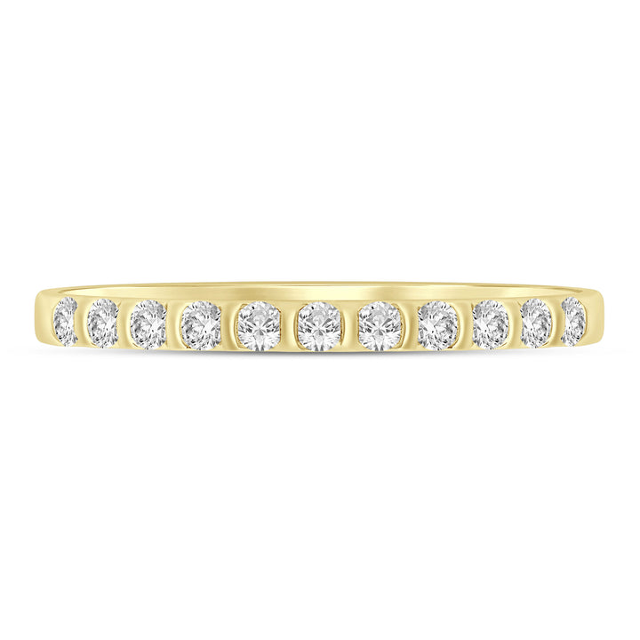 Diamond Band in 10K Yellow Gold (1/7 ct. tw.)