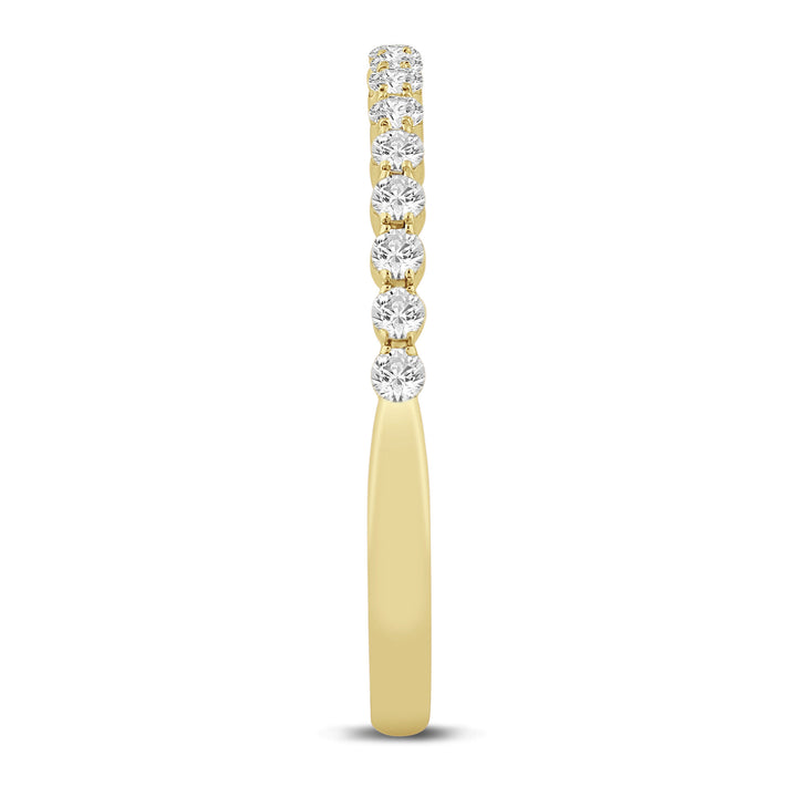 Diamond Anniversary Band in 14K Yellow Gold (1/3 ct. tw.)