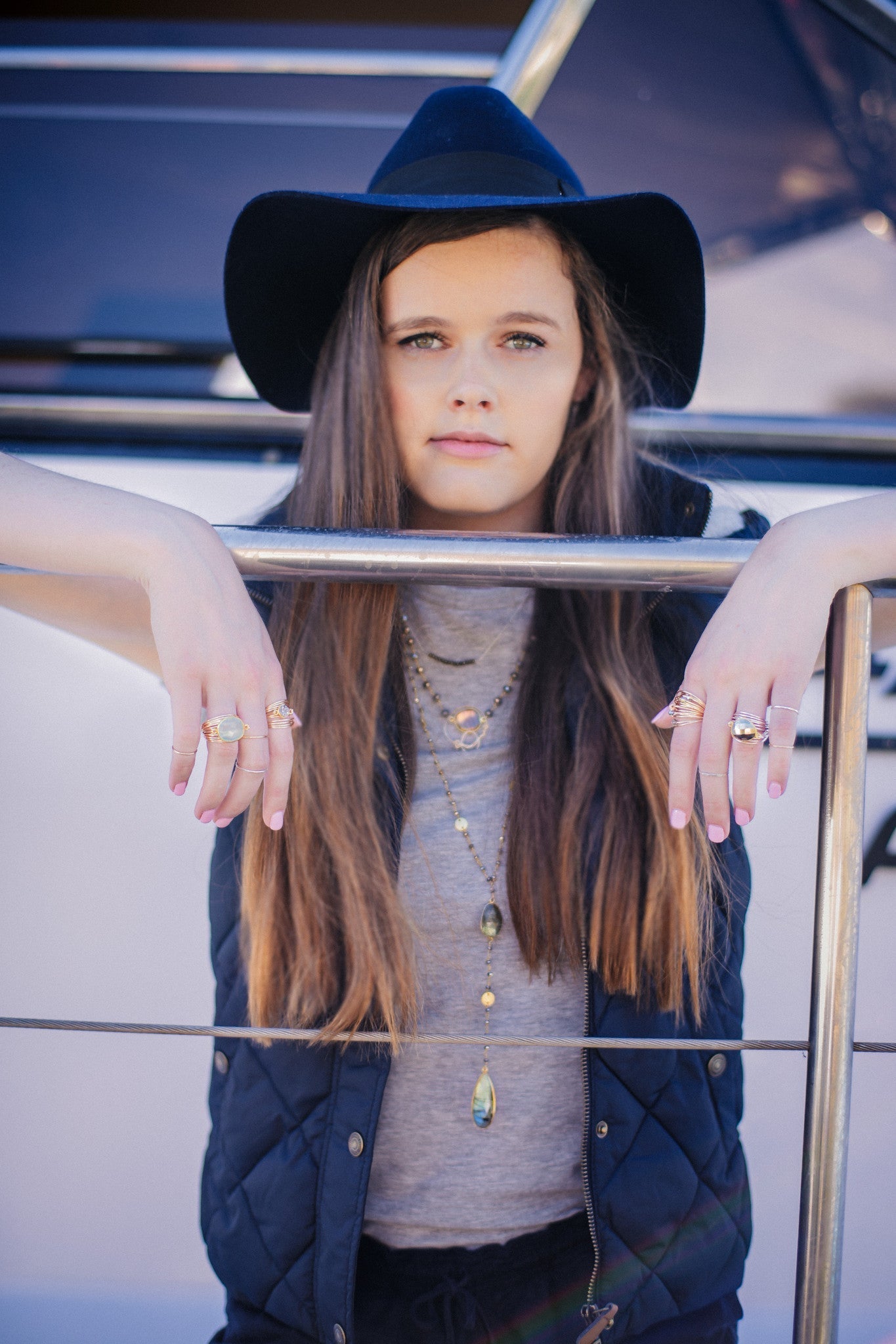 Michelle Bar Demi Fine Necklace in Moonstone