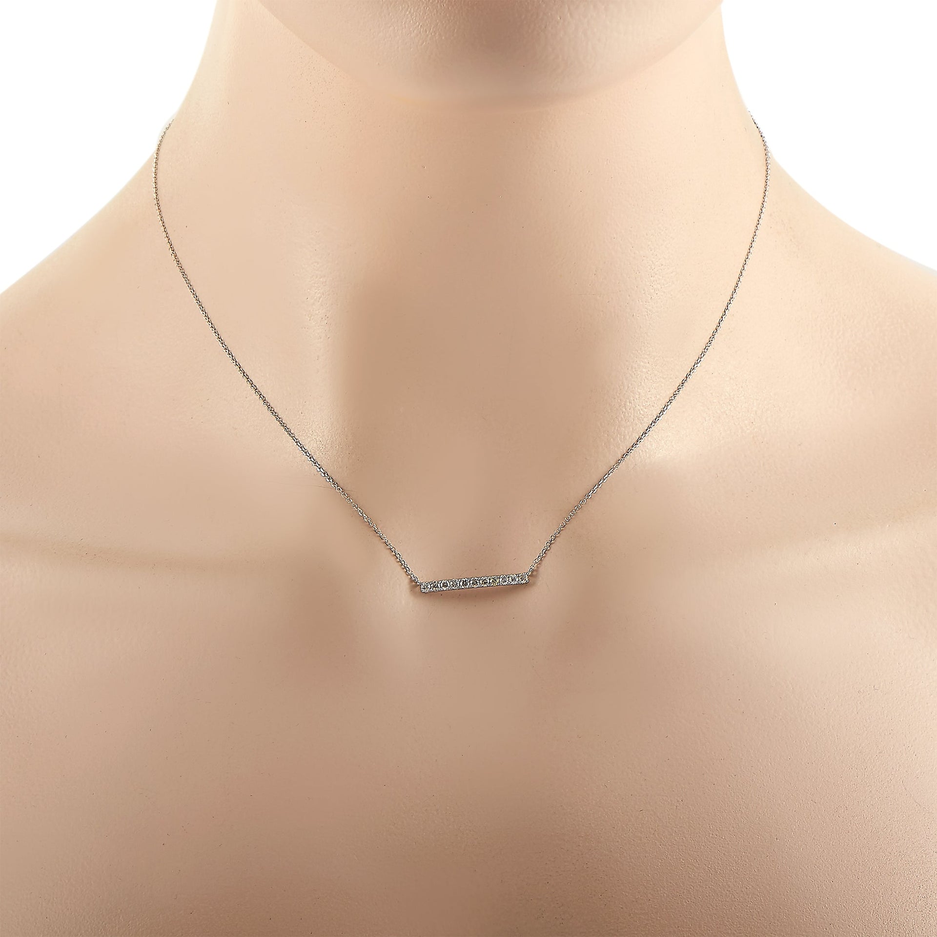 14K White Gold 0.25 ct Diamond Pendant Necklace