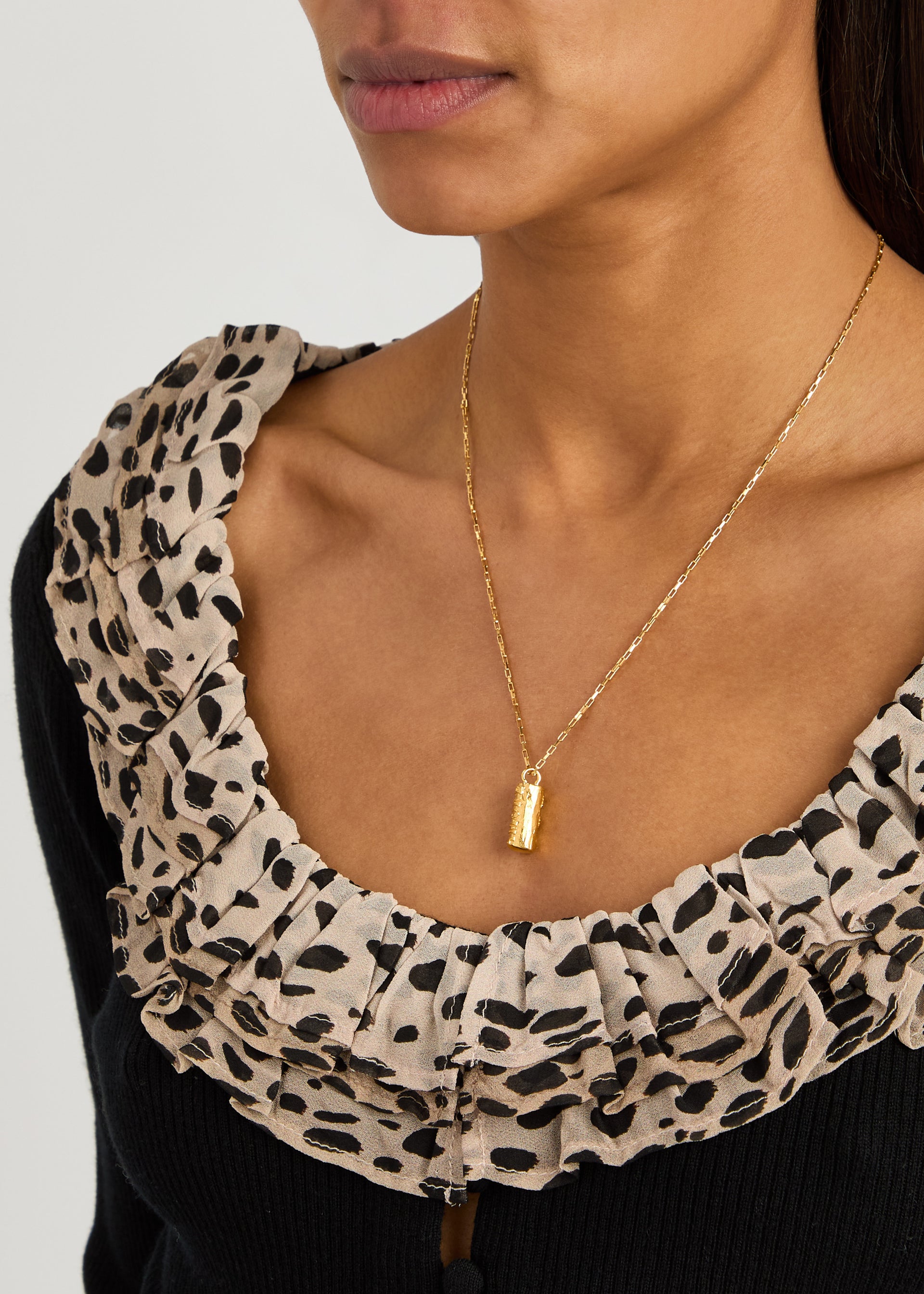 The Amore 24kt gold-plated necklace