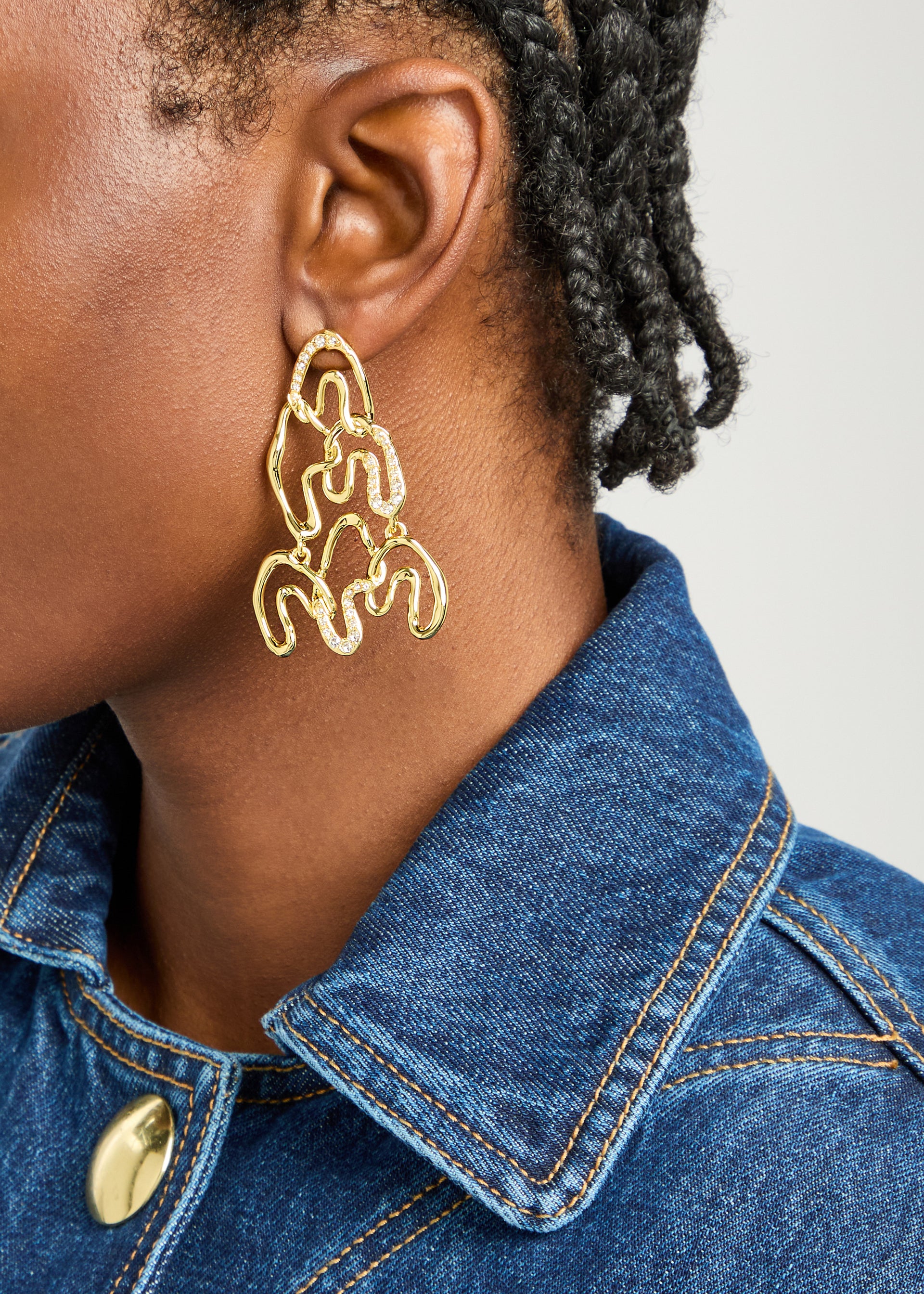 Solanales 14kt gold-plated drop earrings