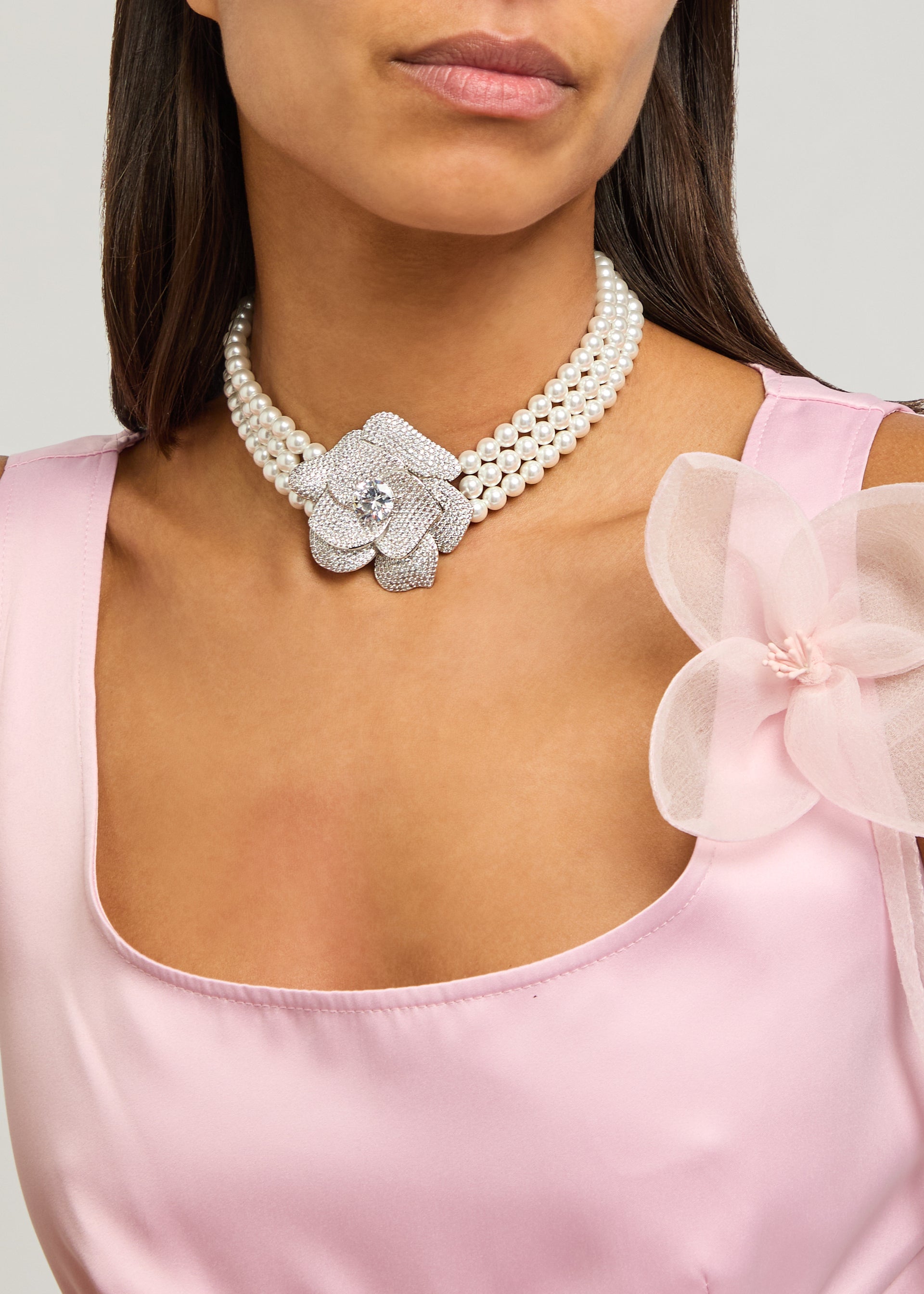 Crystal-embellished faux pearl choker