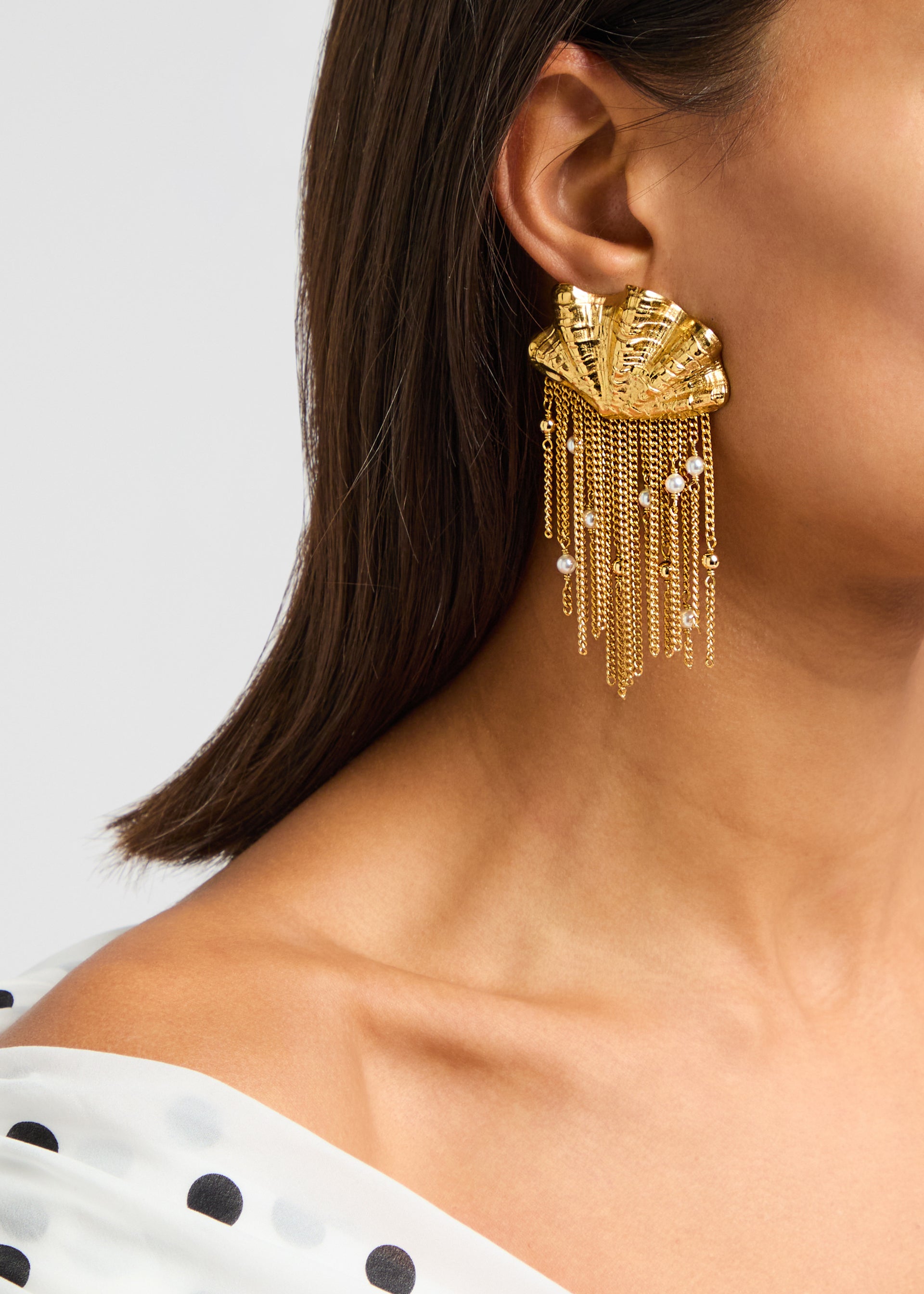 The Chloé Shells fringed drop earrings