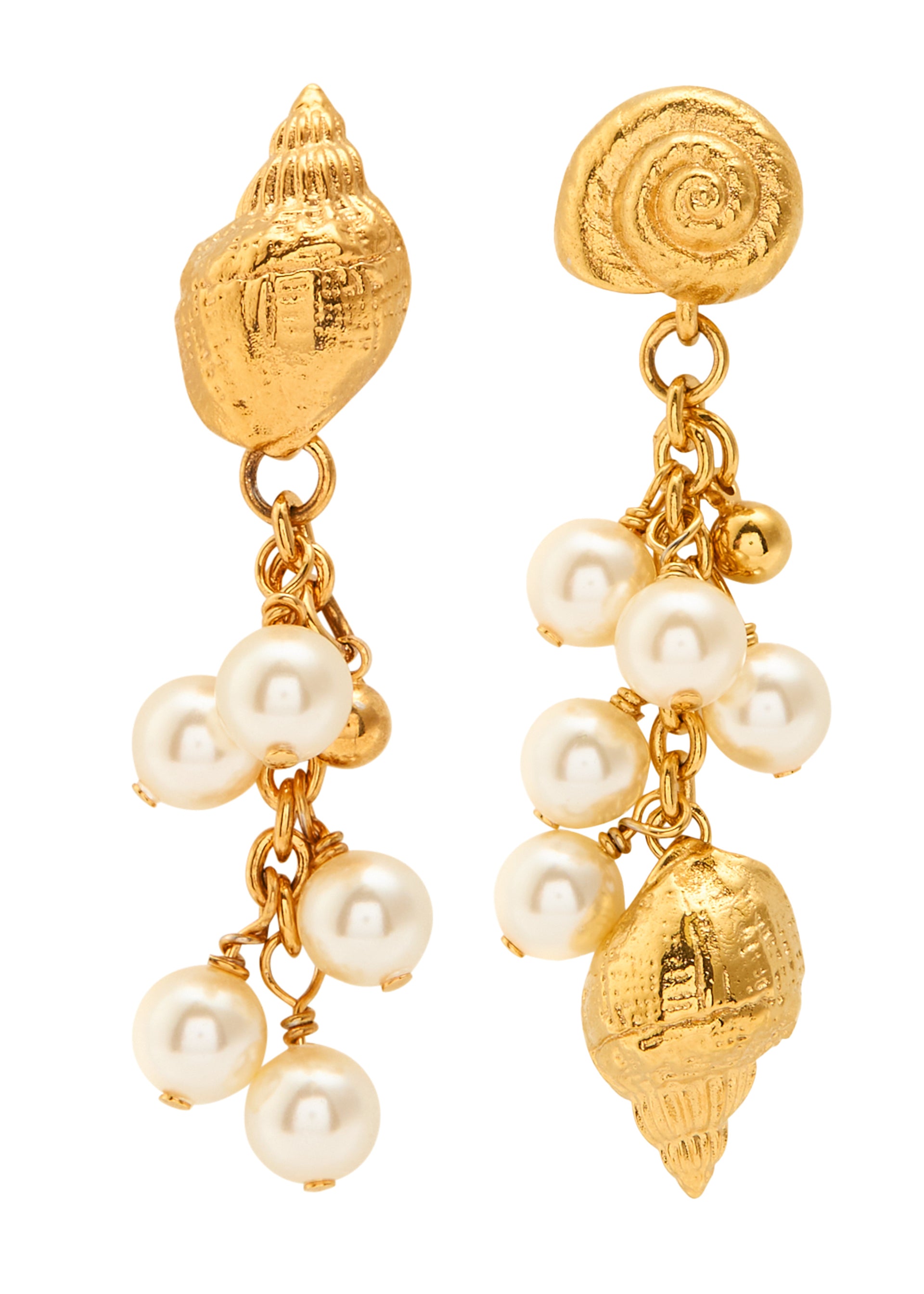 The Chloé Shells asymmetric drop earrings