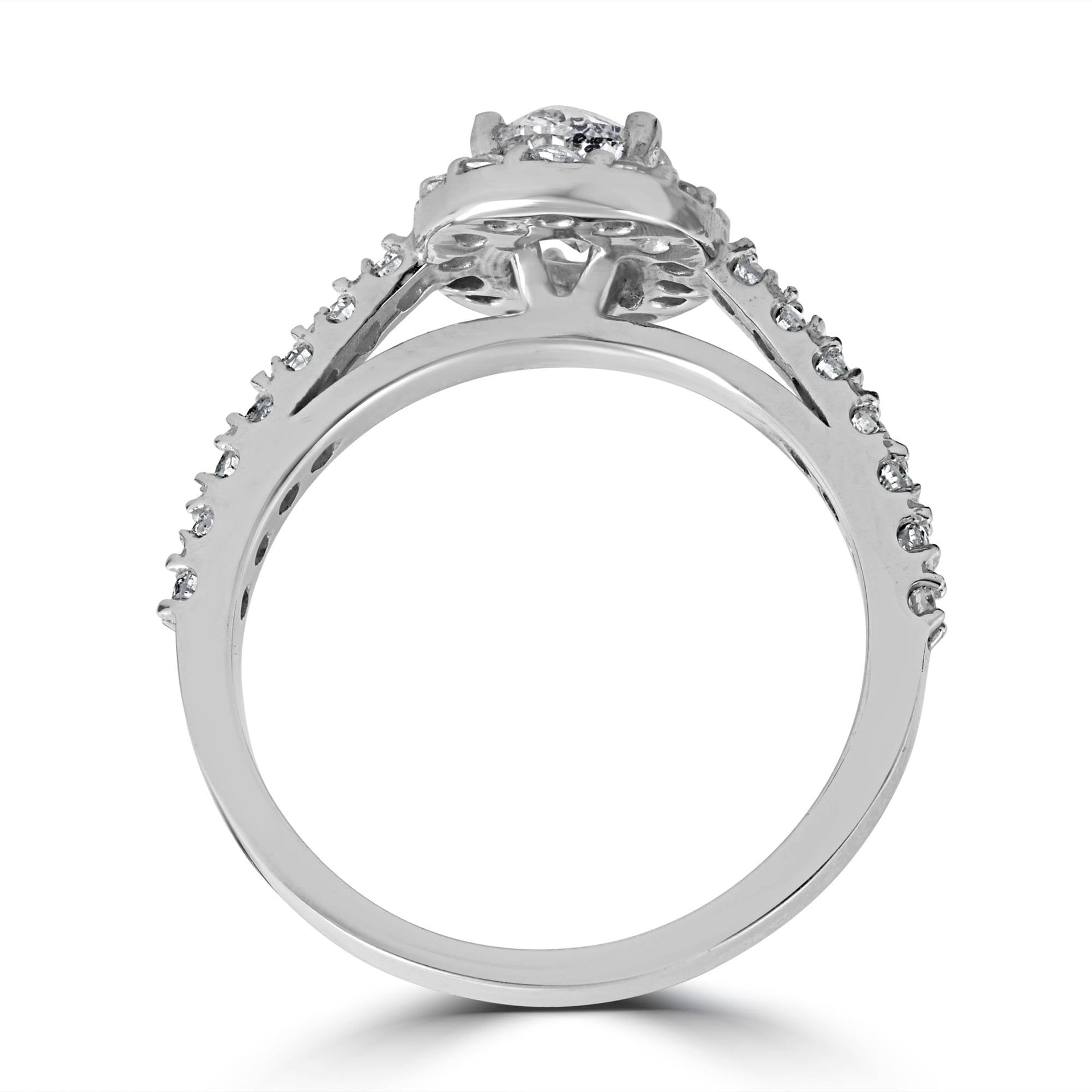 Platinum 1 1/2 Ct Oval Diamond Halo Engagement Ring
