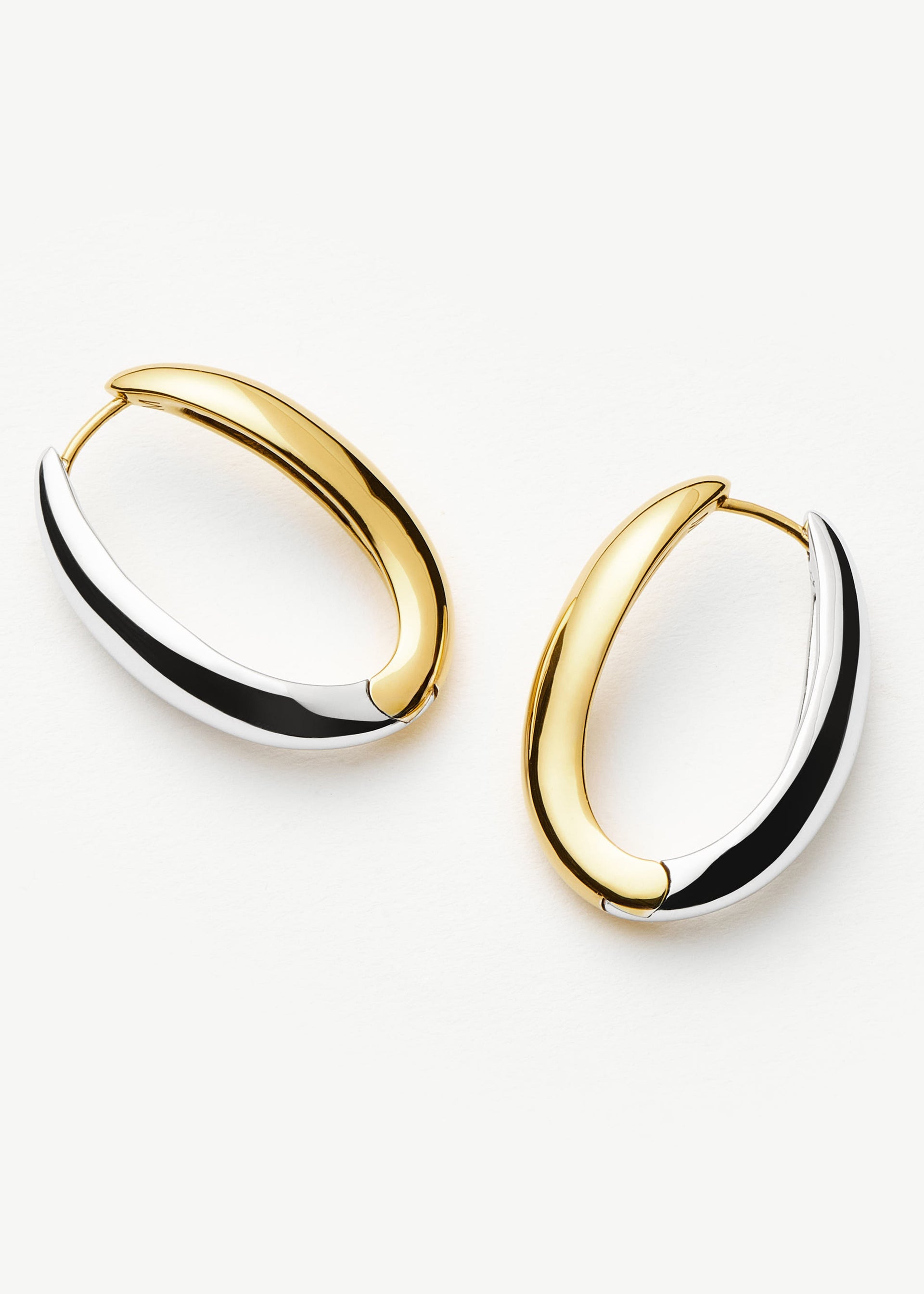 Savi Signature small hoop earrings