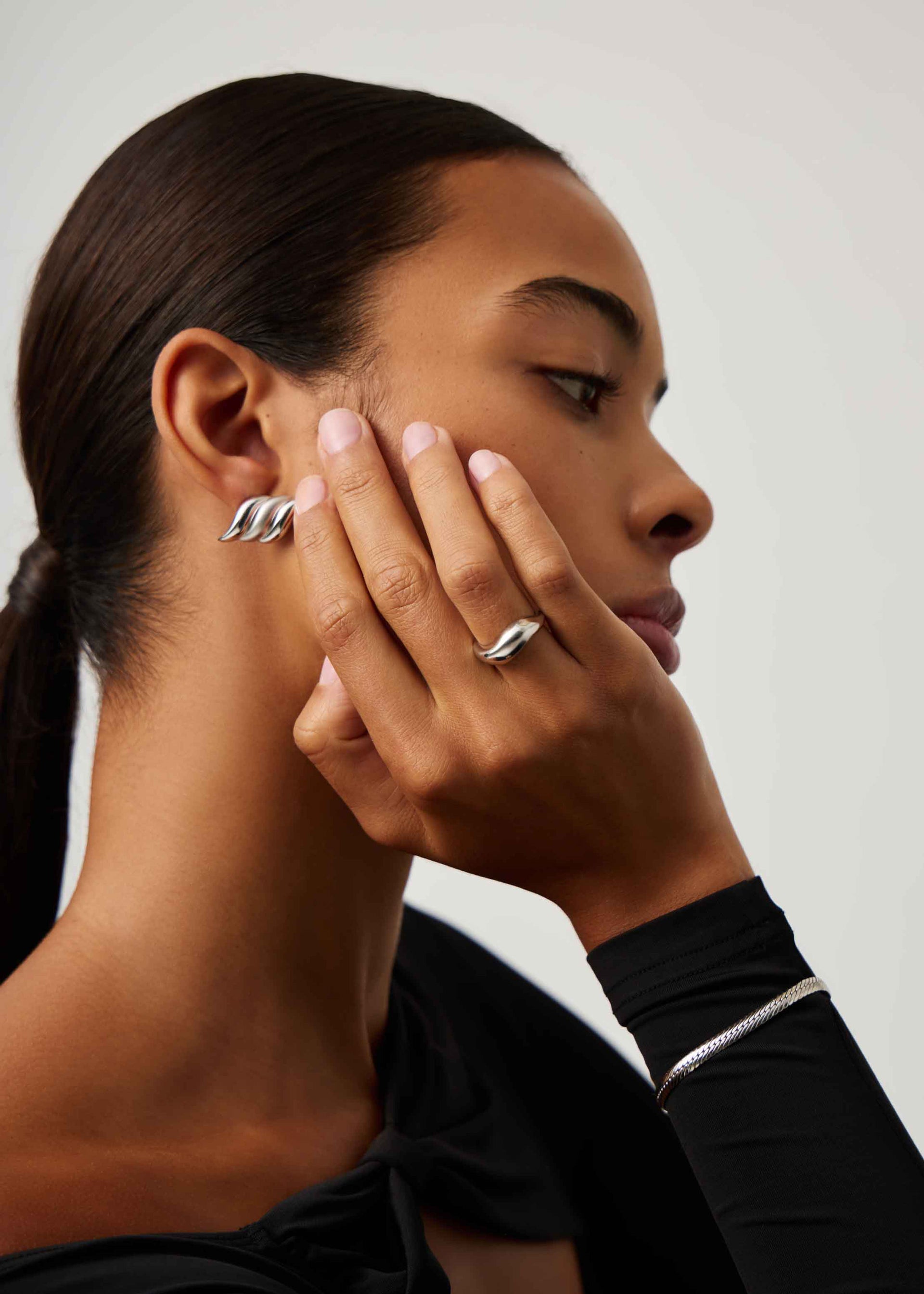 Savi Signature sterling silver ring