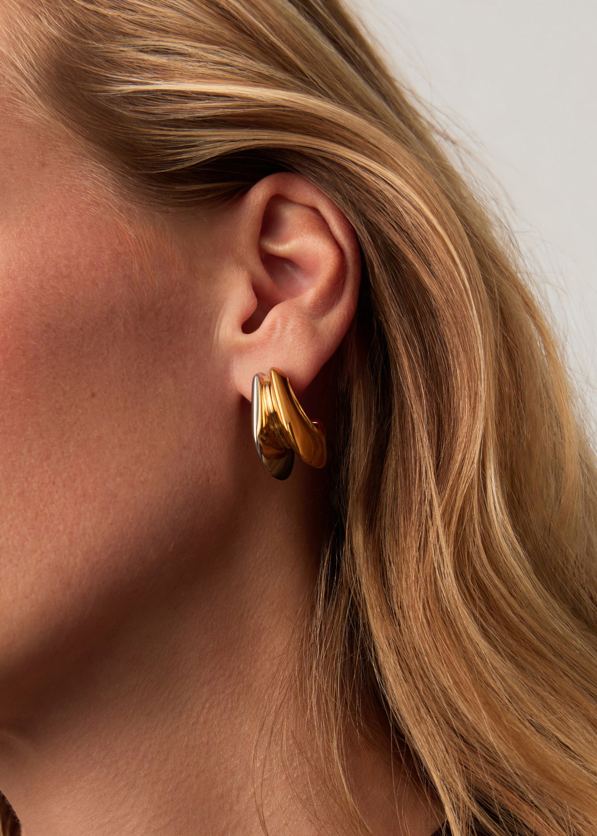 Hera Dome Double hoop earrings