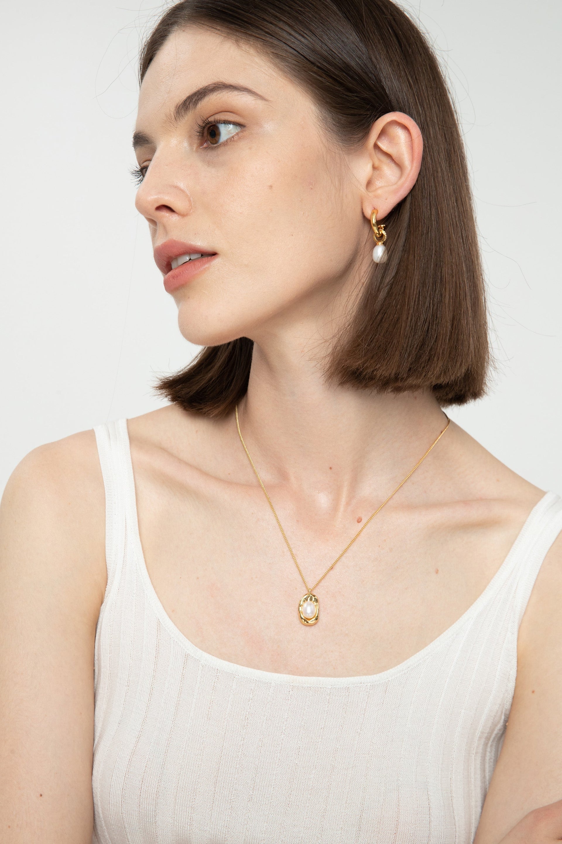 Gold Molten Pearl Pendant Necklace
