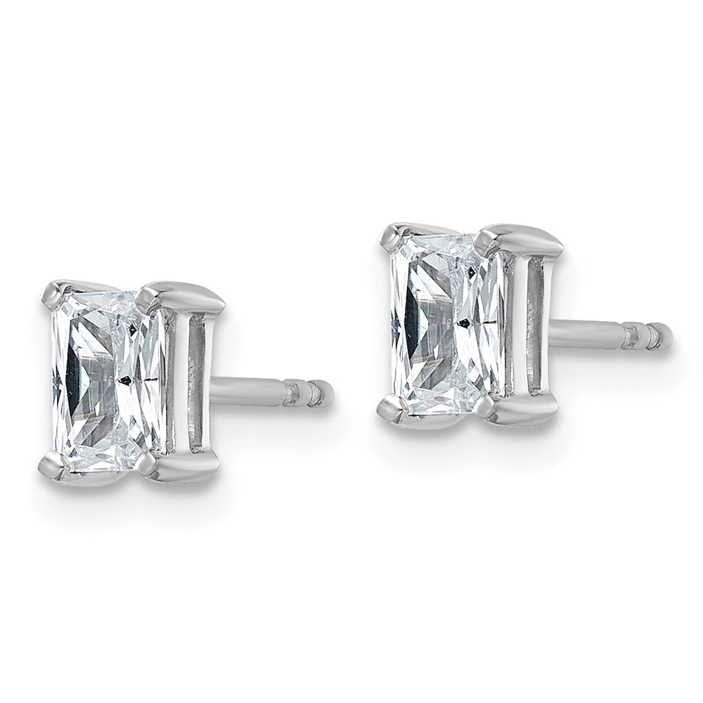 14k Gold 1 CT Radiant Lab Grown Diamond Stud Earrings VS Clarity D-E Color