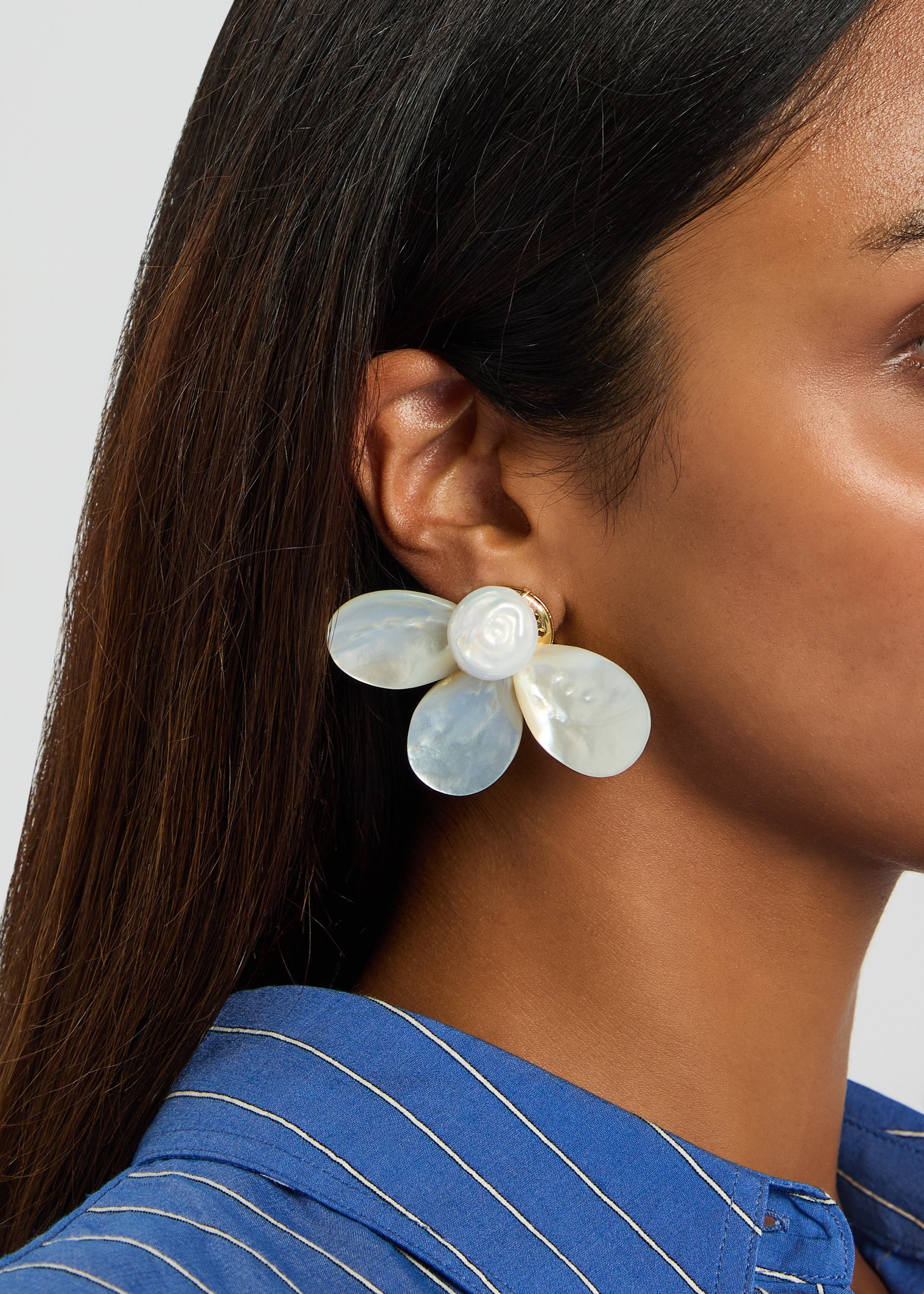 Fada shell and pearl clip-on earrings