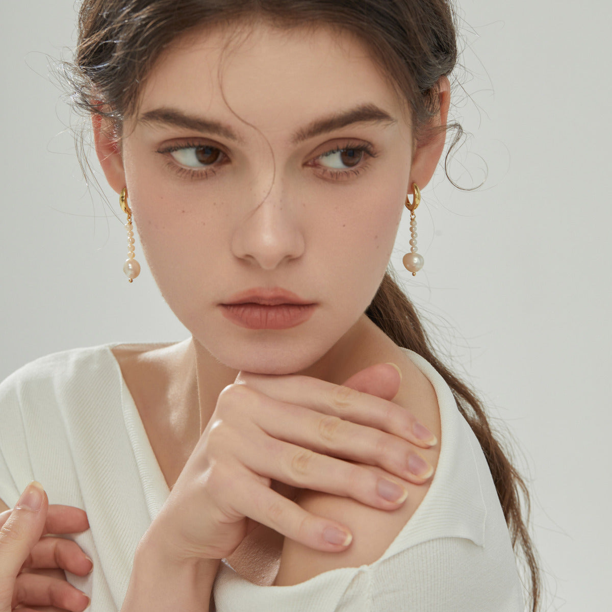 Kylie Pearl Earrings