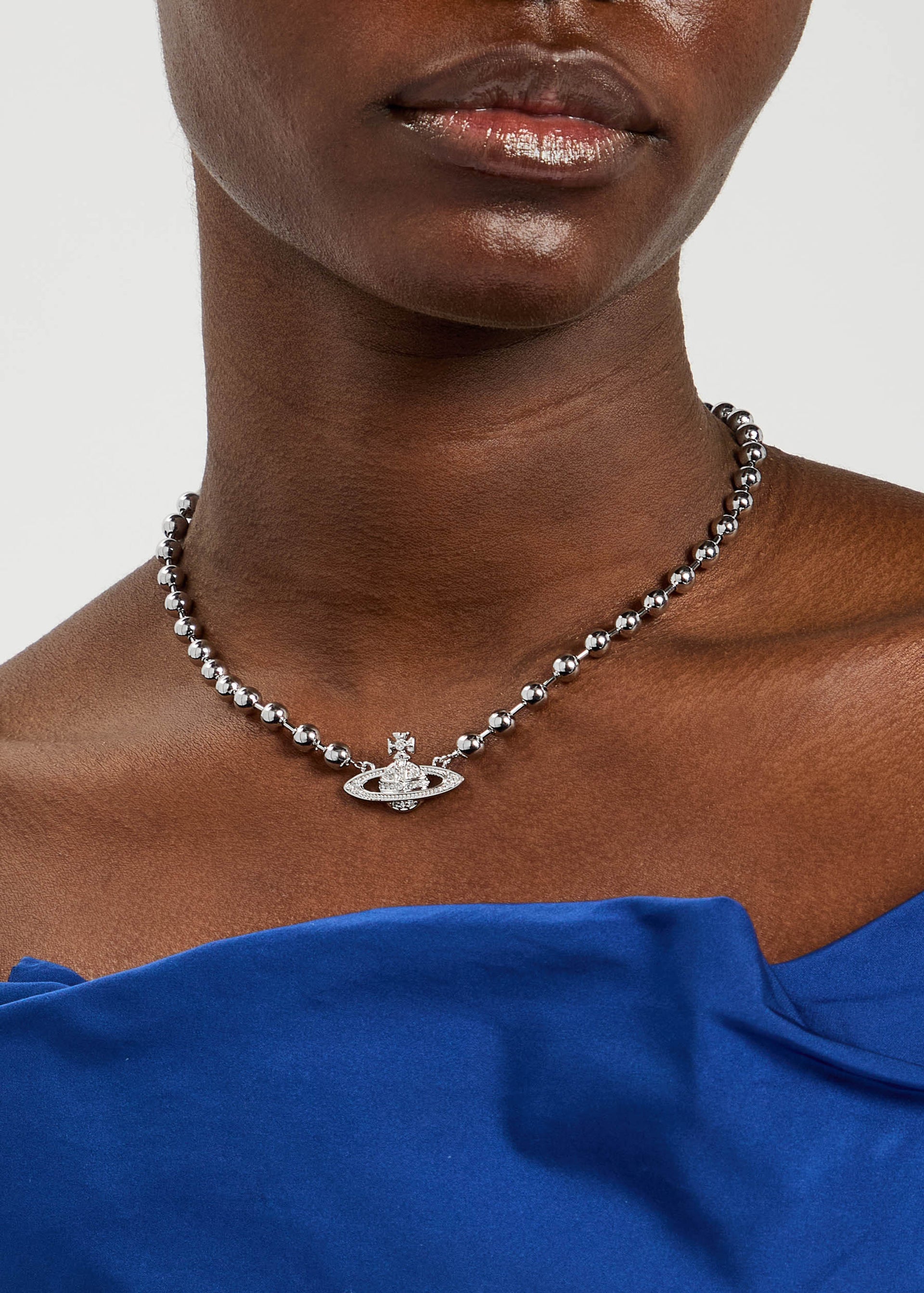 Thames Mini Bas Relief orb necklace