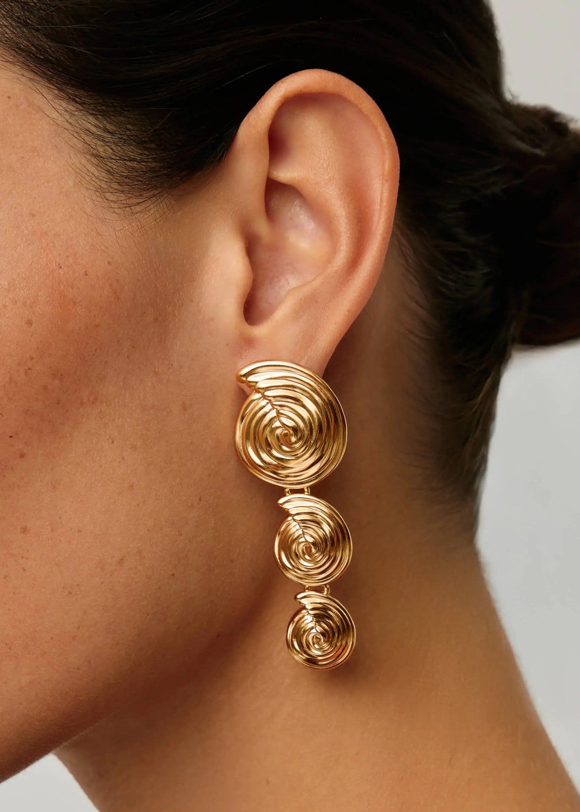 Spiral statement drop earrings