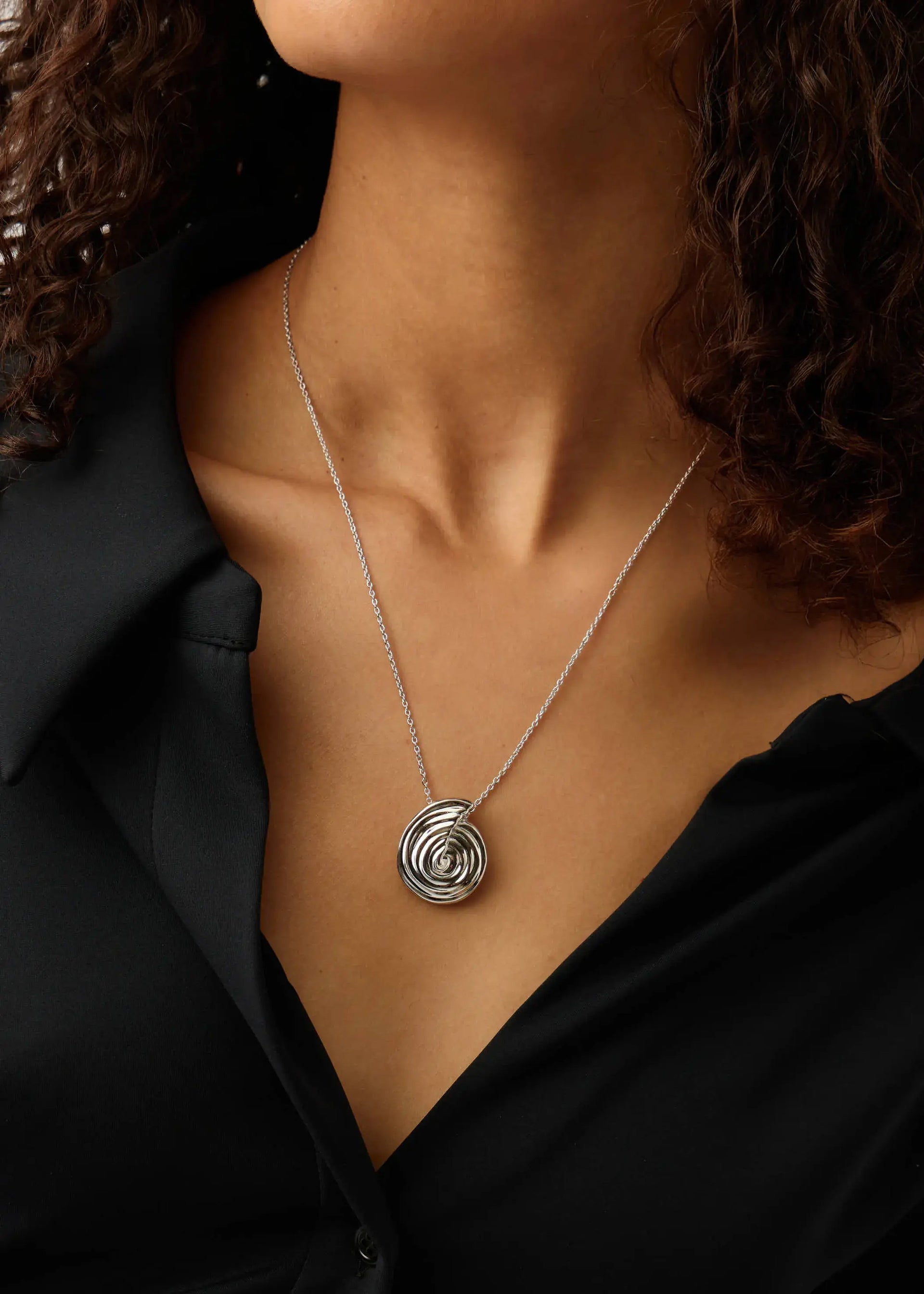 Spiral large pendant necklace