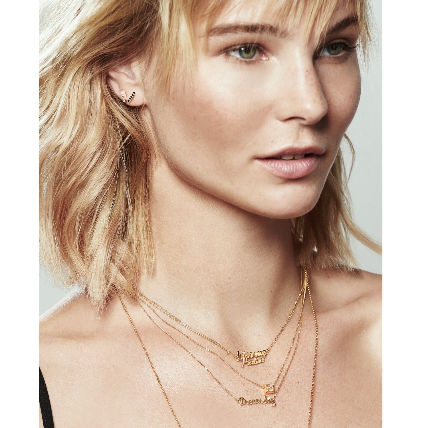 Kiss Me Diamond Necklace