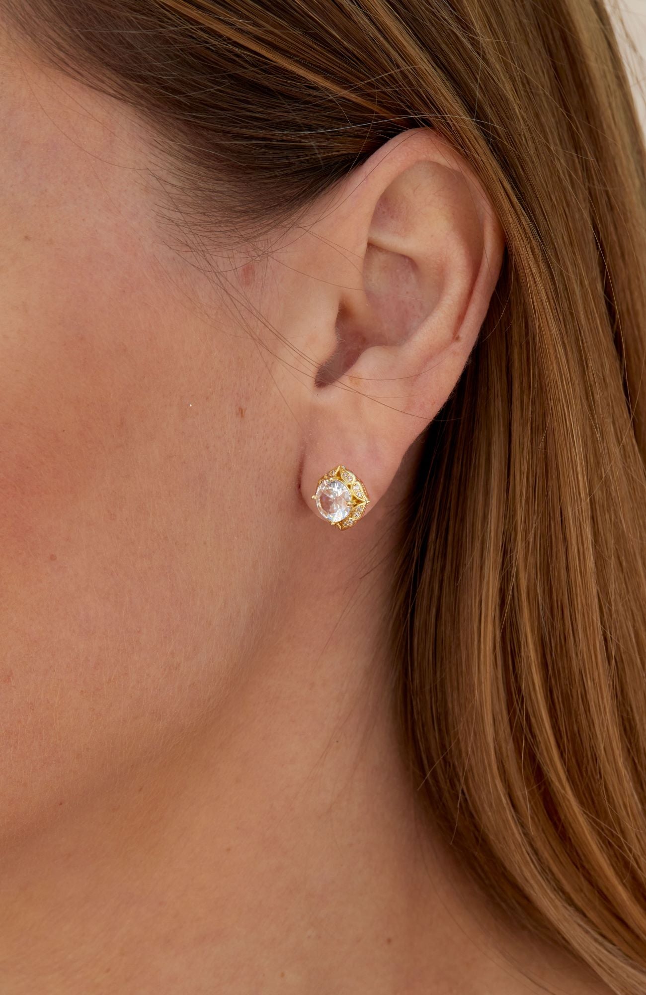 18K GOLD PLATED WHITE CZ STUD EARRINGS