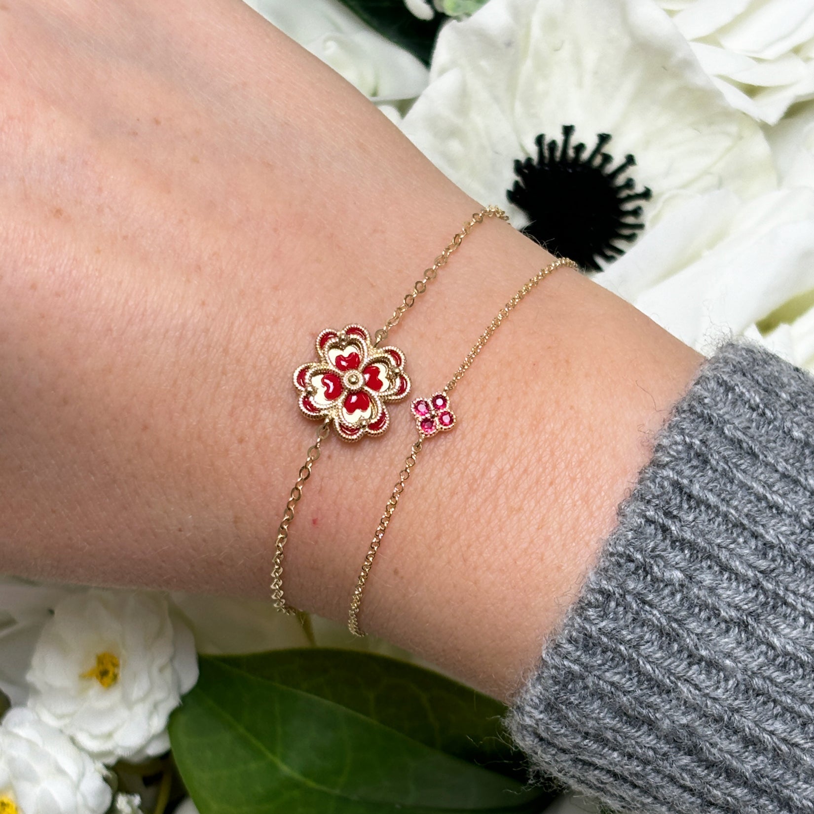 Dark Red Enamel Single Clover Bracelet