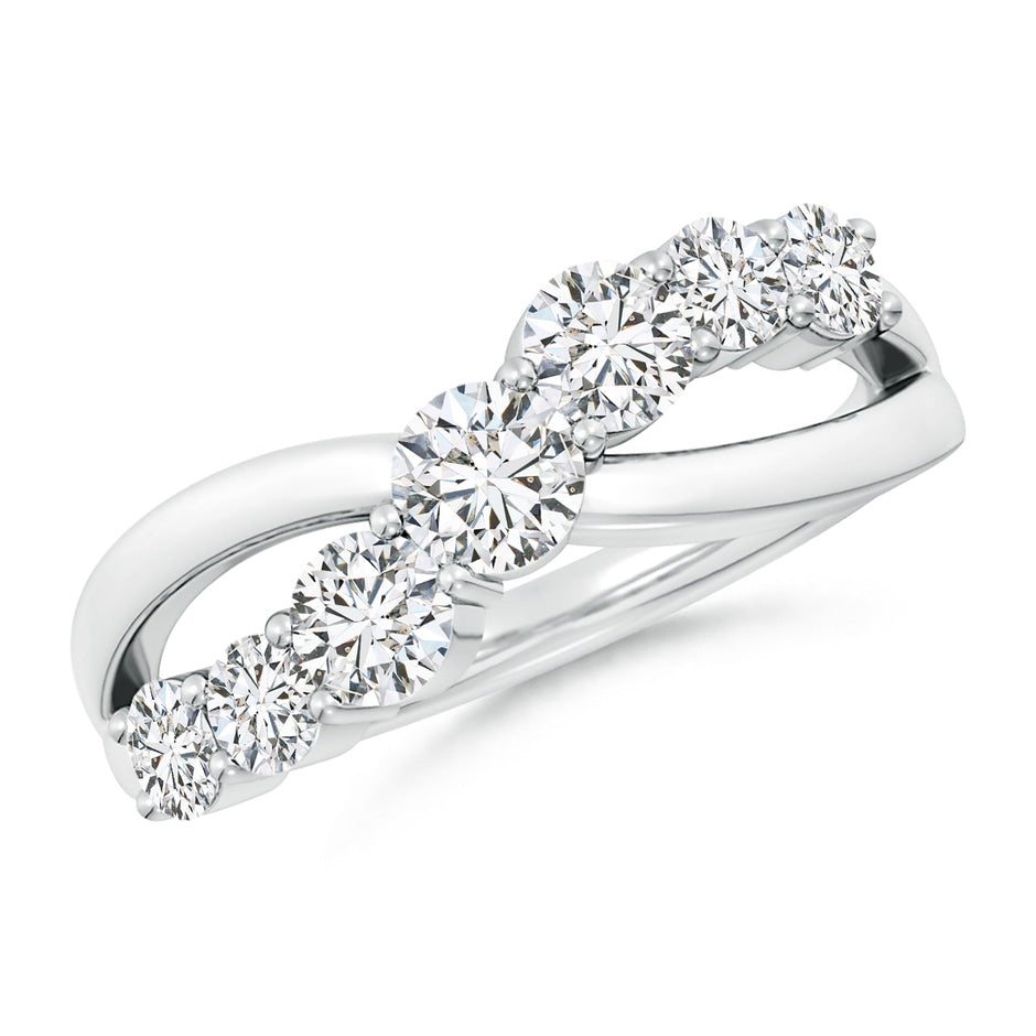 Graduated Round Diamond Broad Fashion Ring