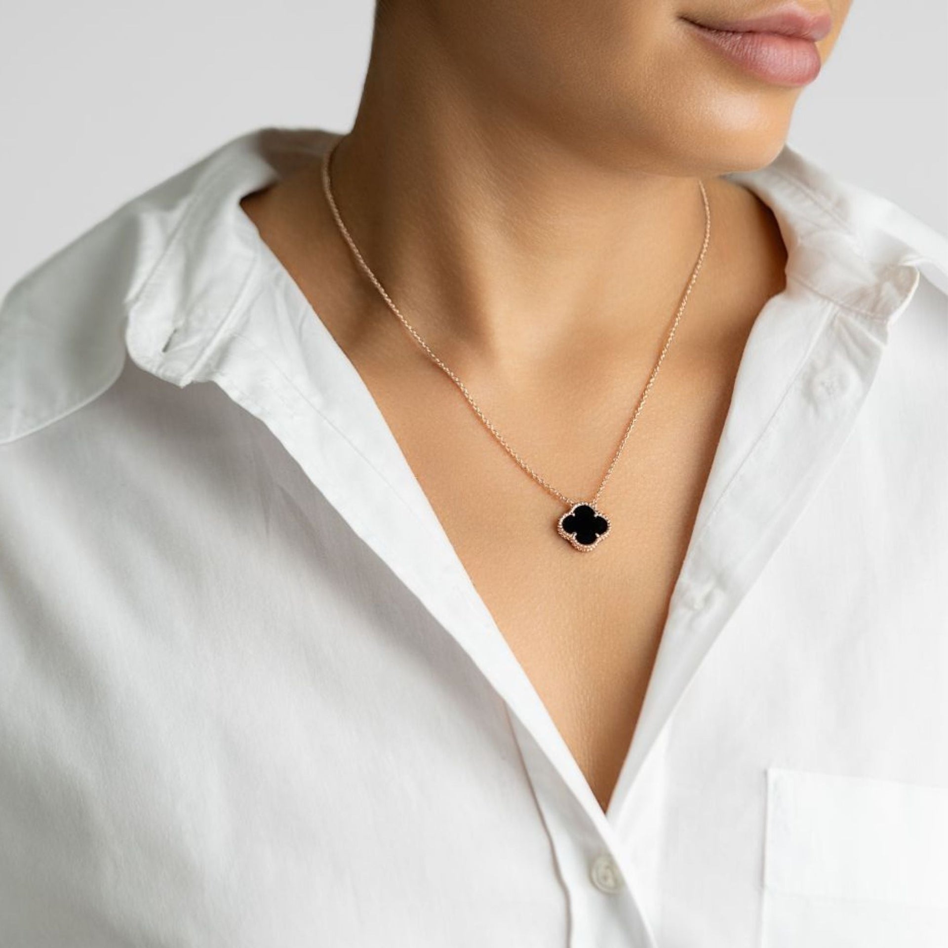 Black Flower Necklace rose gold