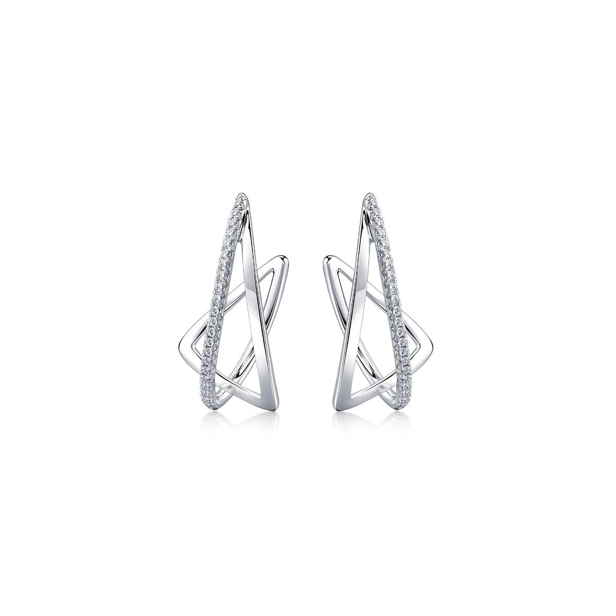 form-white-gold-diamond-earrings-chow-sang-sang