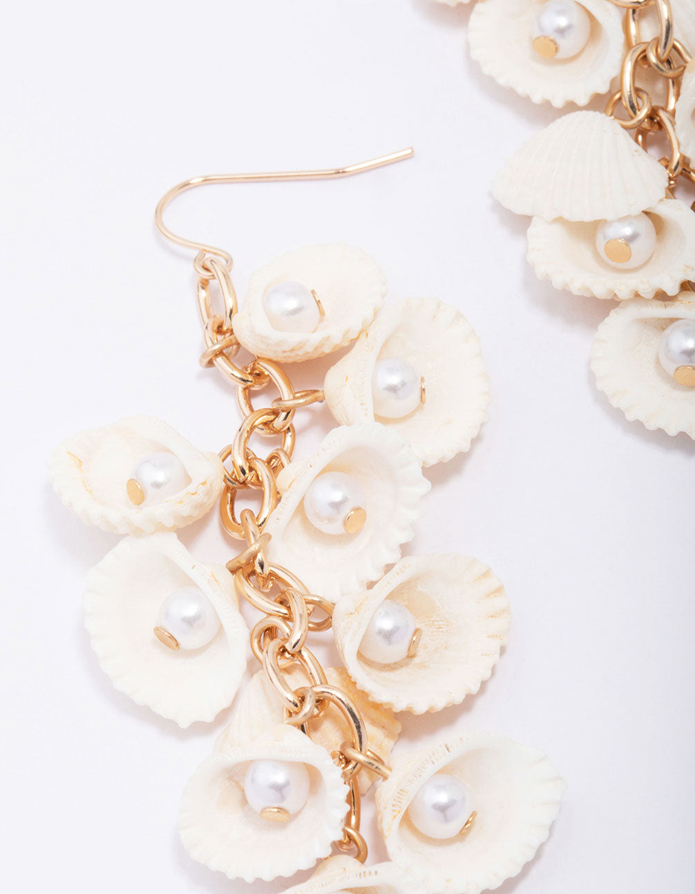 Lovisa - Gold Flowing Shell Drip Earrings I Hypoallergenic I Stylish And Trendy I Perfect For Special Occasions