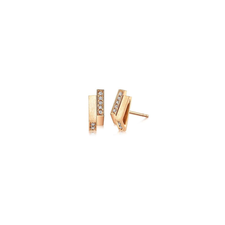 m-rose-gold-diamond-earrings-chow-sang-sang