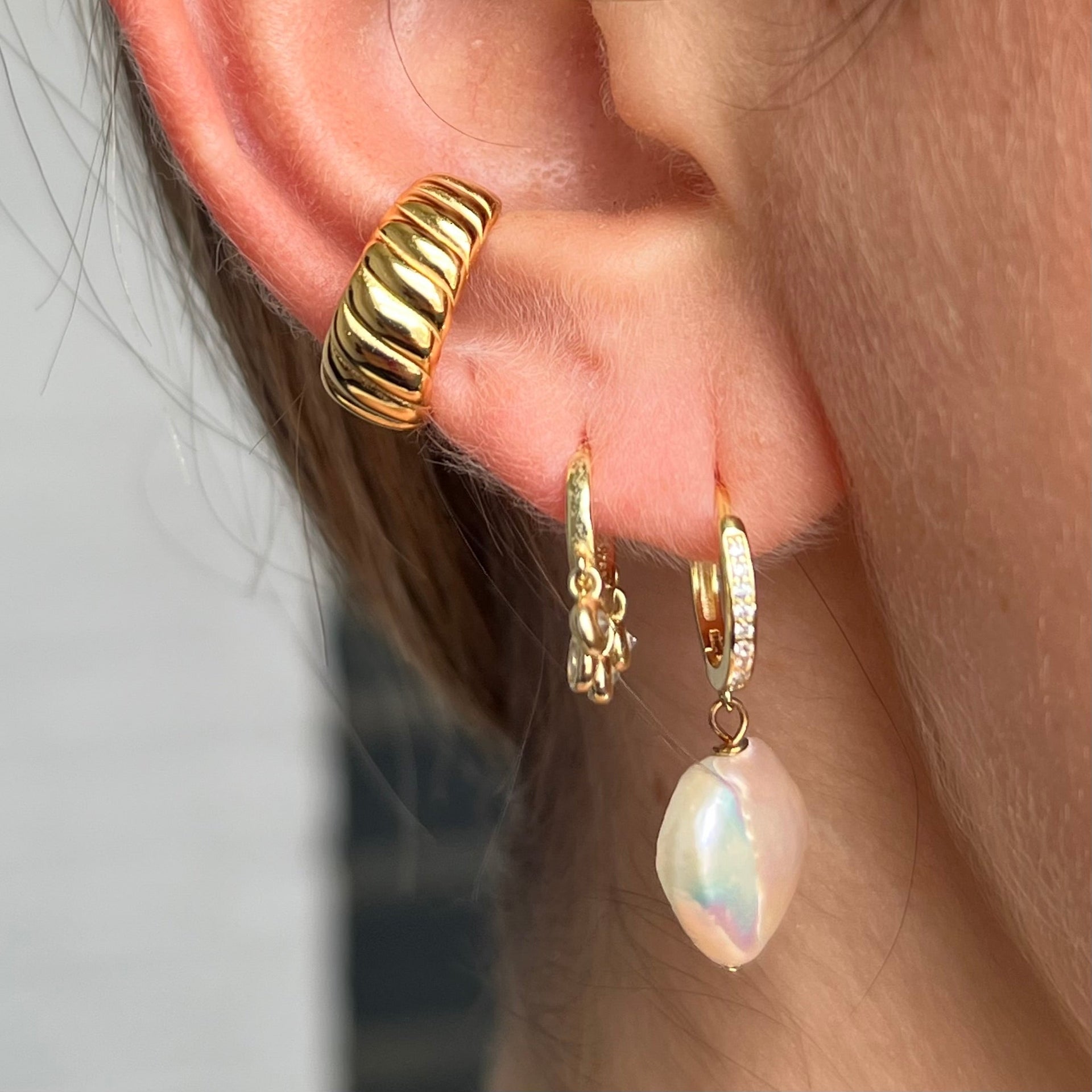 James Ear Cuff Gold