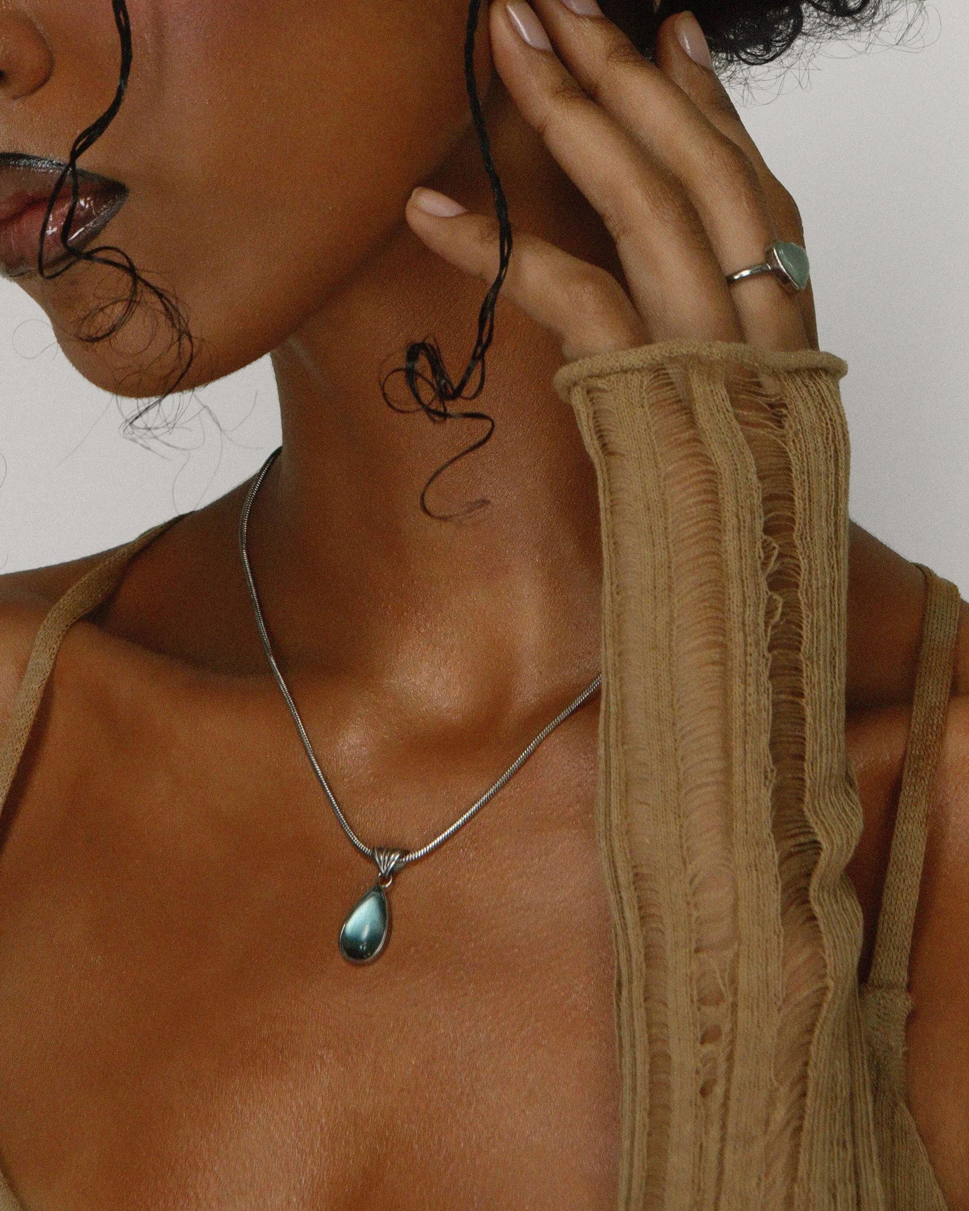 Waterdrop Necklace in Marine Blue