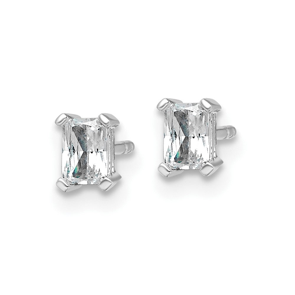 14k Gold 1/2 CT Radiant Lab Grown Diamond Stud Earrings VS Clarity D-E Color