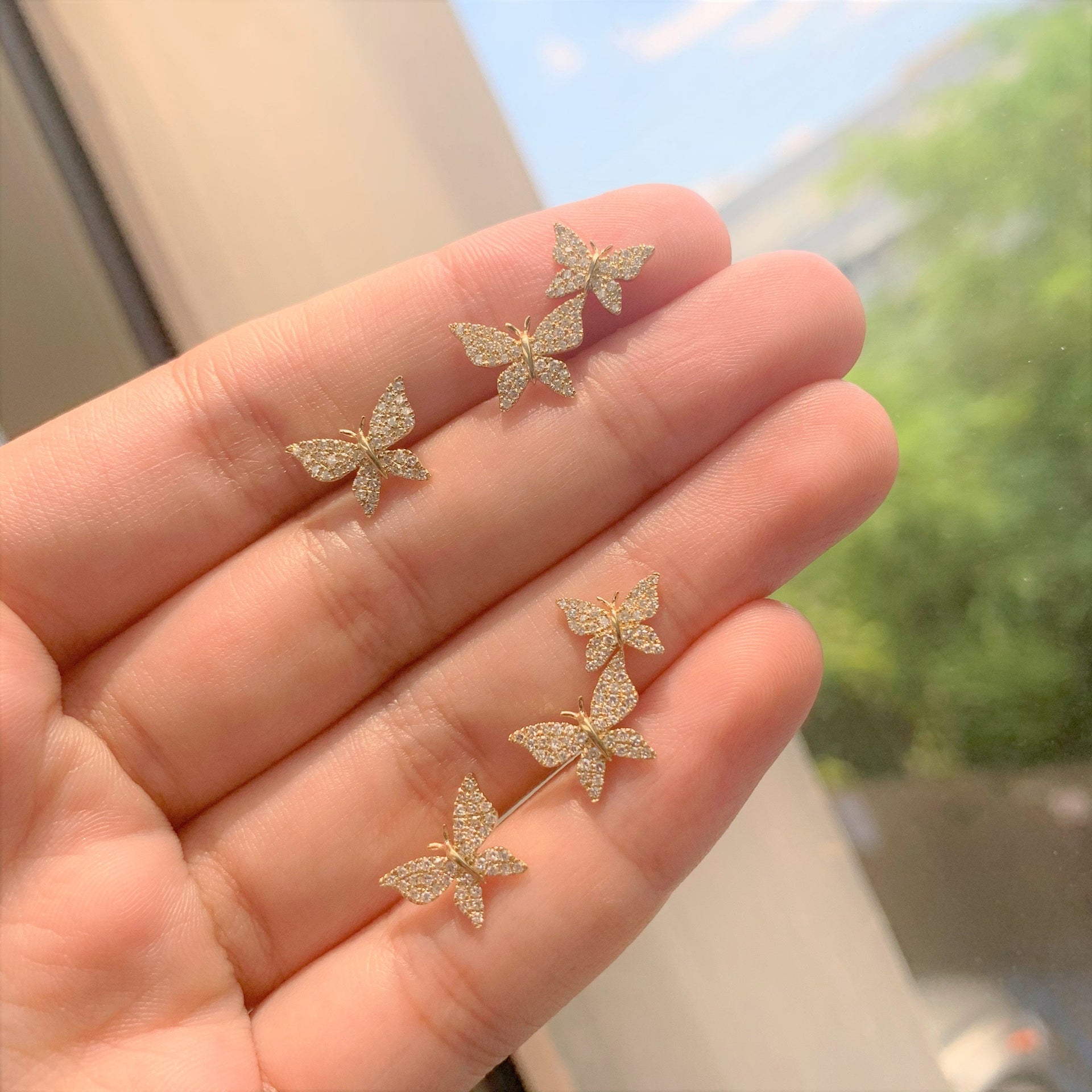 14k Gold Diamond Butterfly Earring