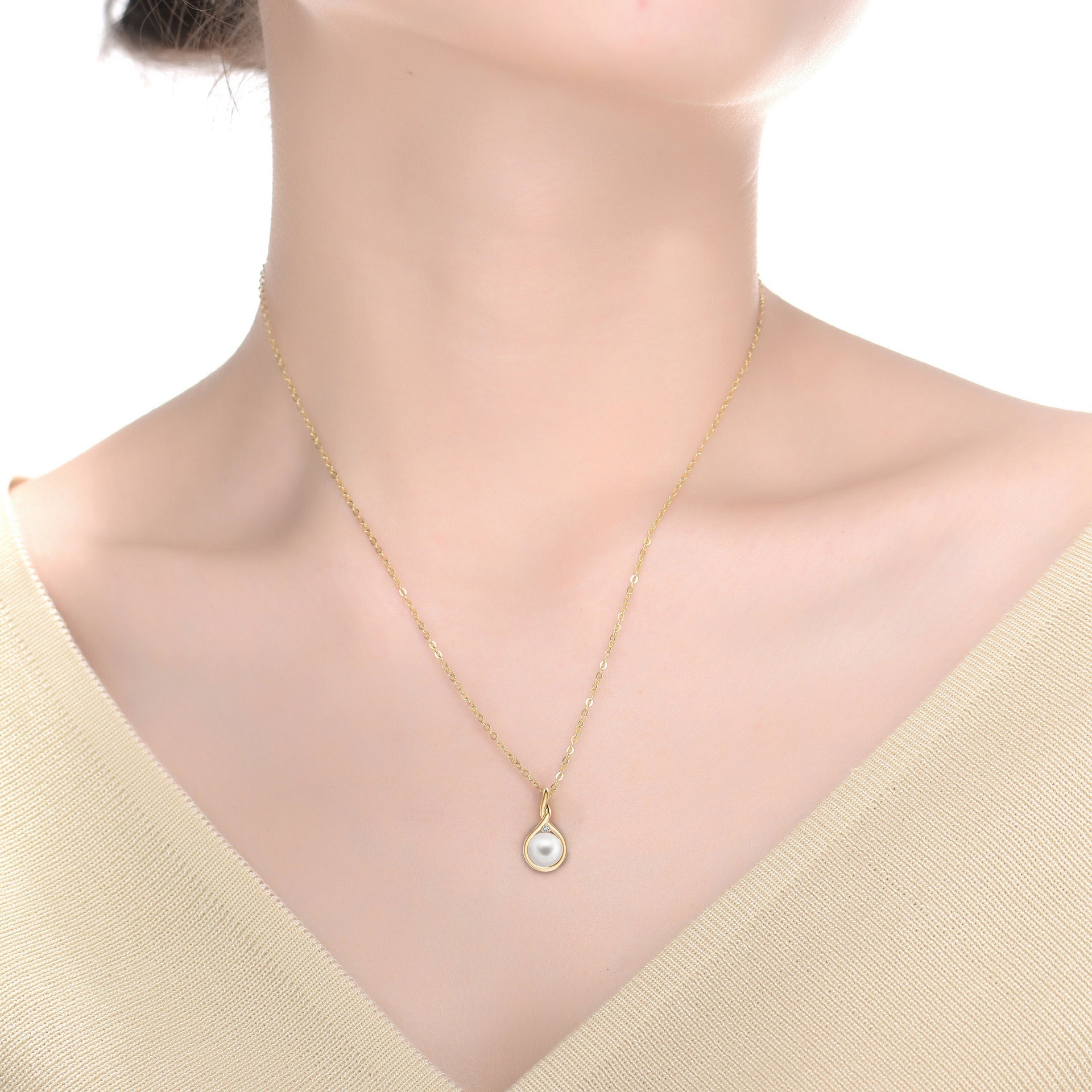Sterling Silver With Gold Plated White Round Shell Pearl With Clear Cubic Zirconia Pendant Necklace