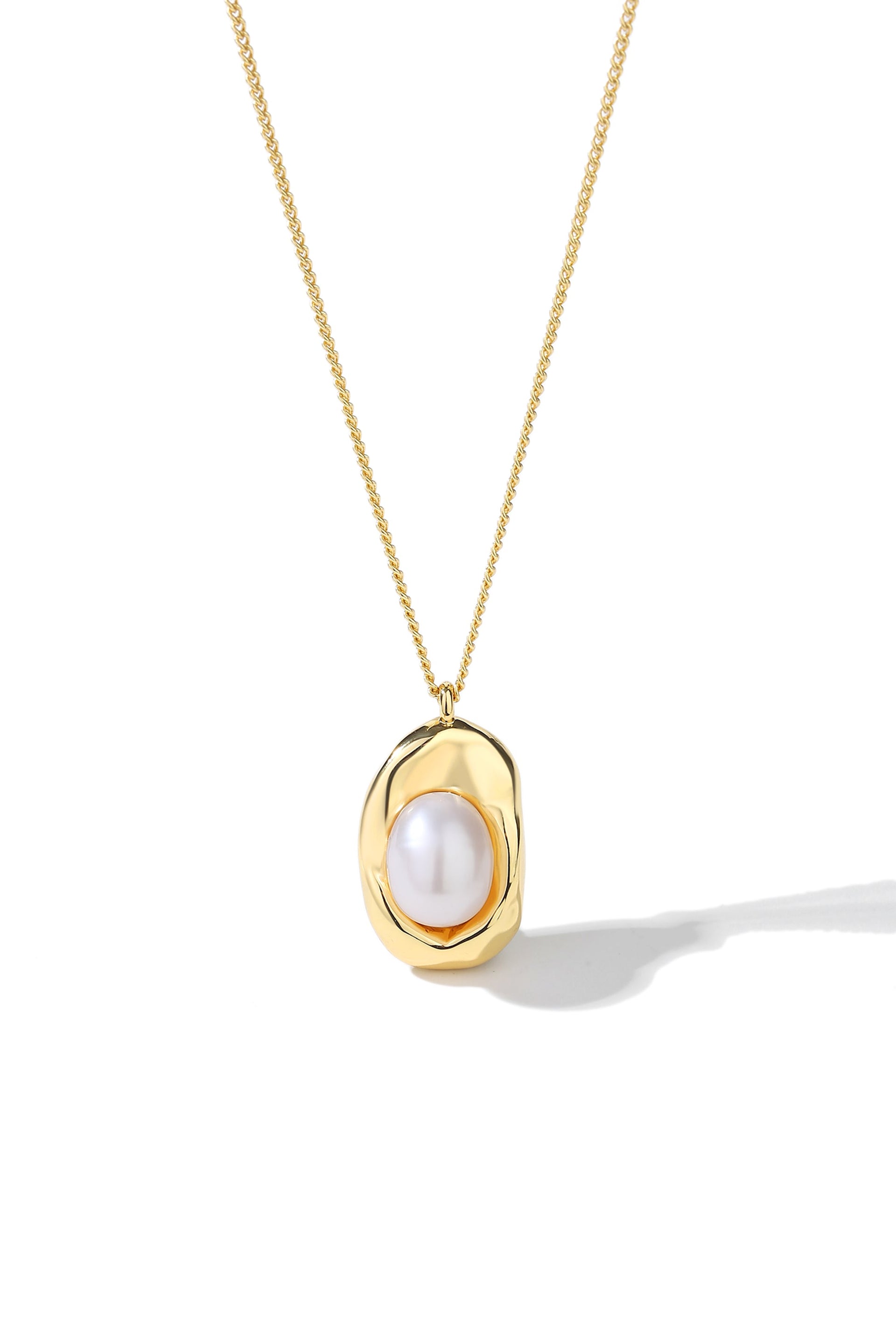Gold Molten Pearl Pendant Necklace
