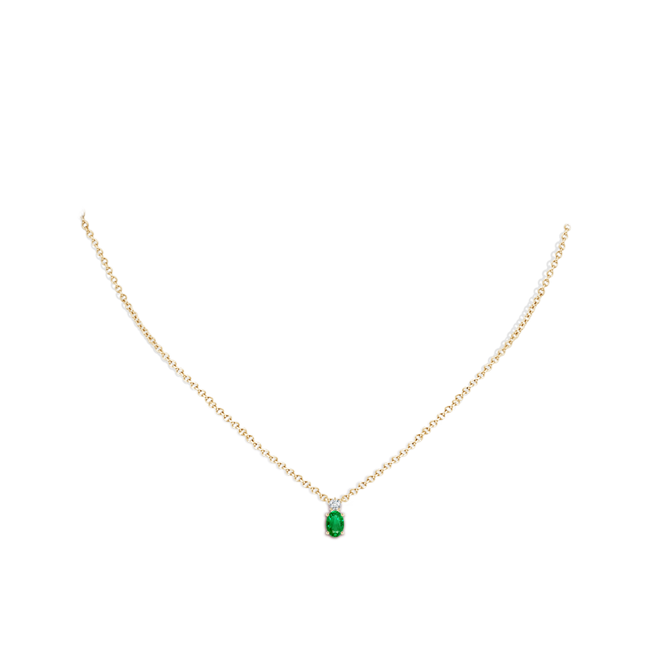 Oval Emerald Solitaire Pendant with Diamond