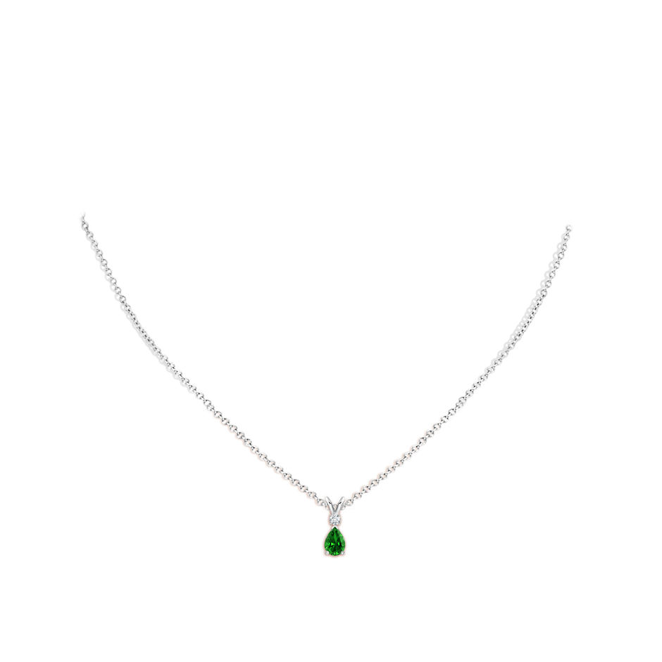 Prong-Set Lab-Grown Emerald Teardrop V-Bale Pendant with Diamond