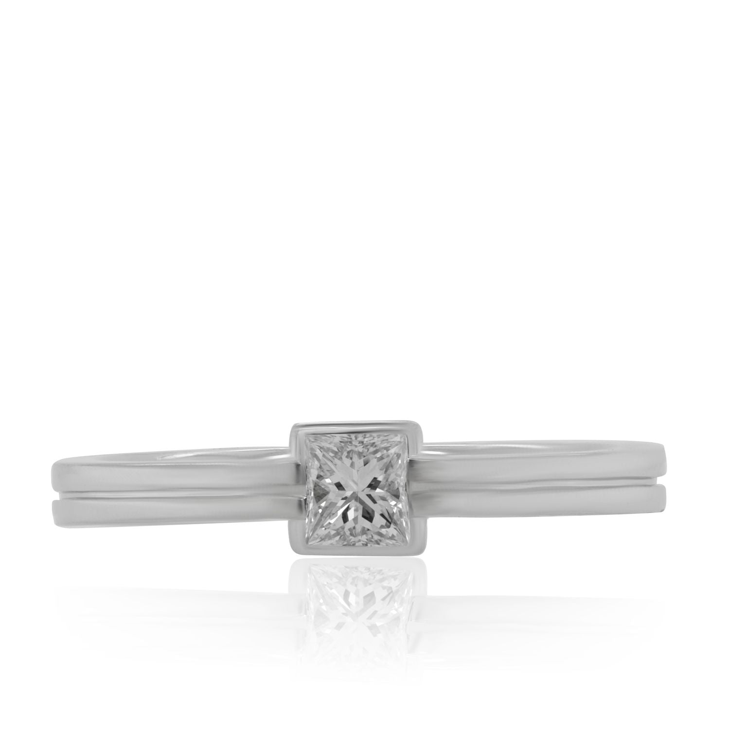 18kt white gold princess cut diamond double band ring containing 0.25 cts tw (GH VS SI)