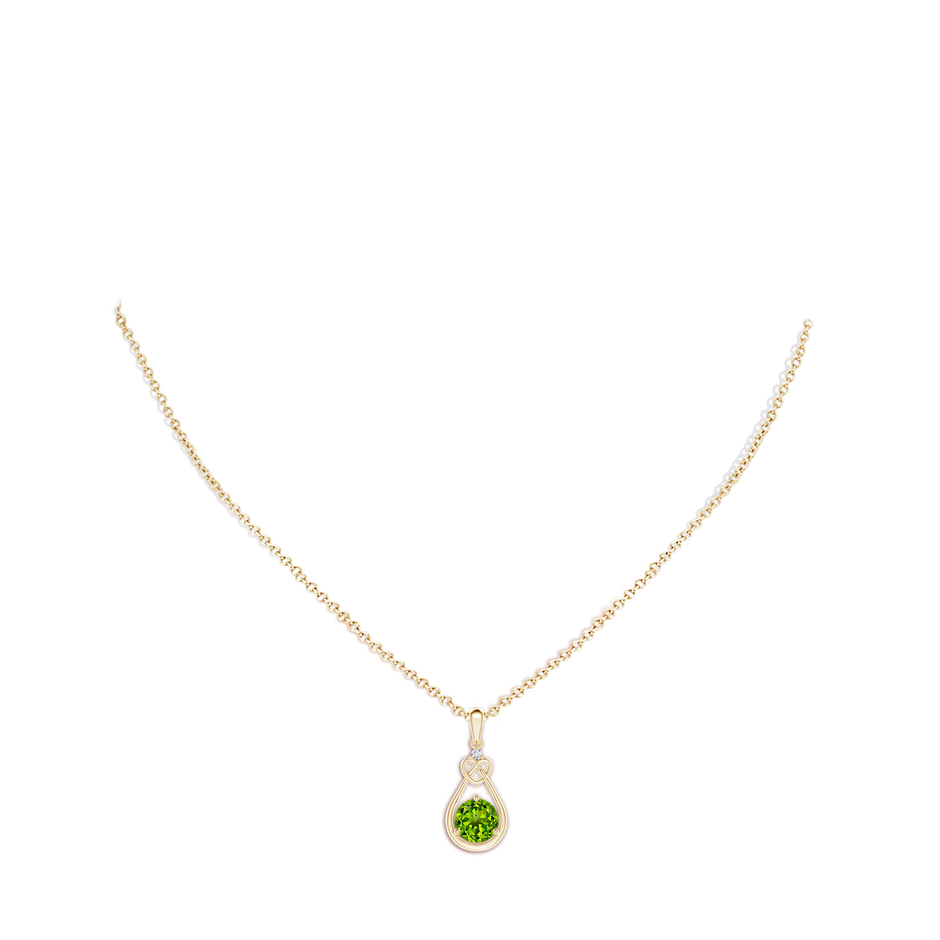 Peridot Knotted Heart Pendant with Diamond