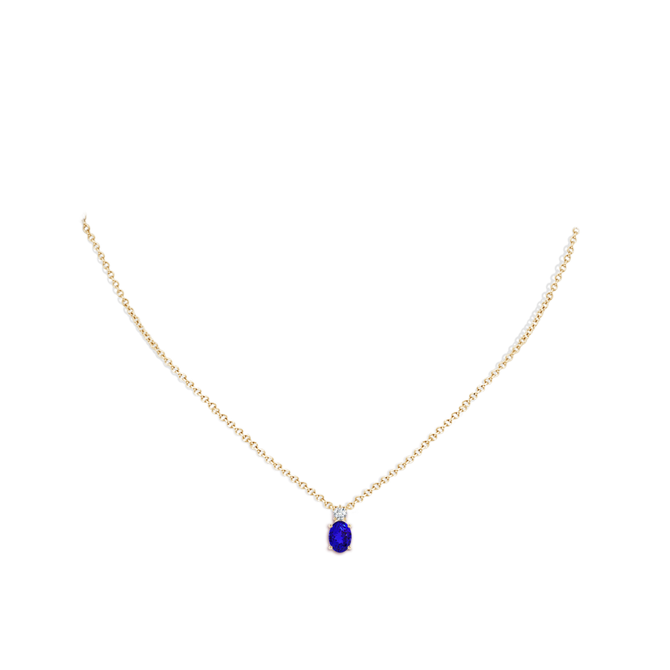 Oval Tanzanite Solitaire Pendant with Diamond