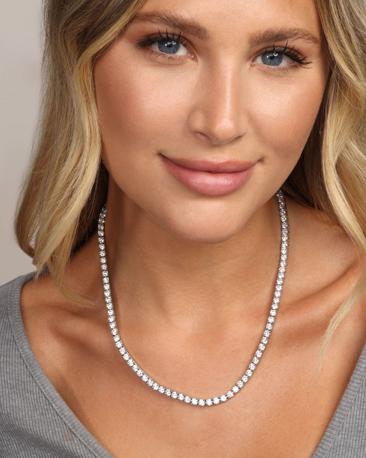 grand-heiress-tennis-necklace-18-inch-in-silver-and-white-diamondettes