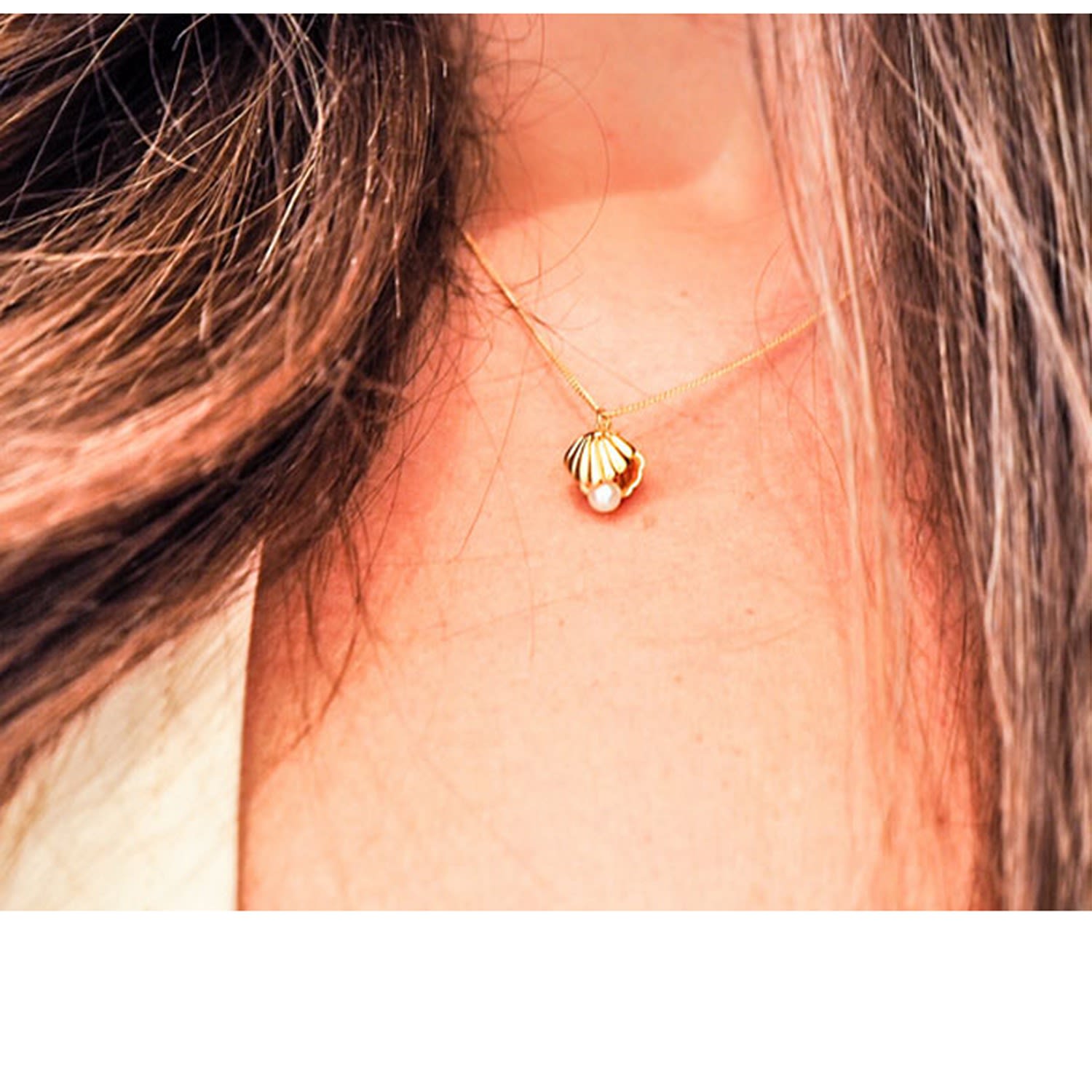 Shell & Pearl Necklace Gold