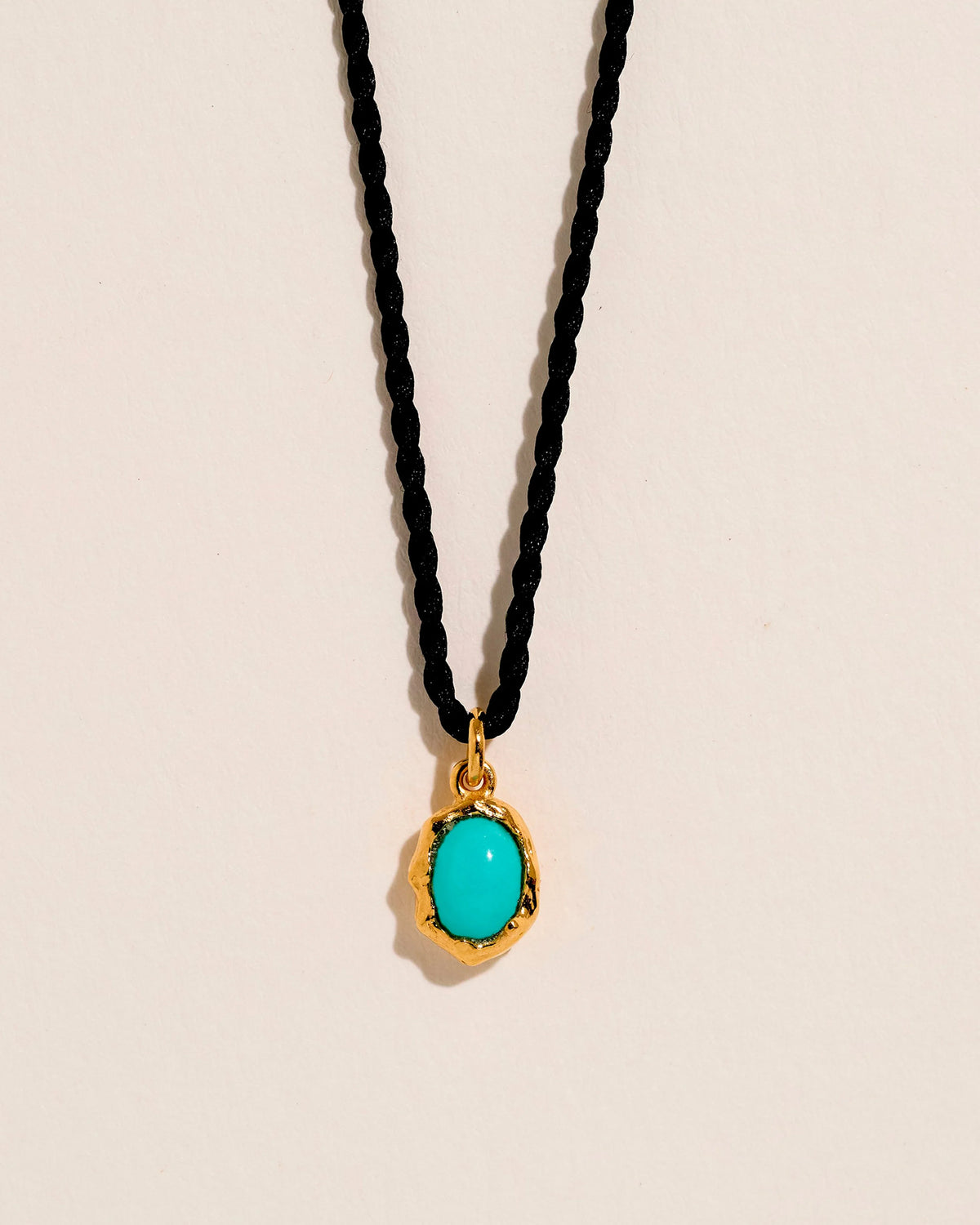 December Ovalado Pendant