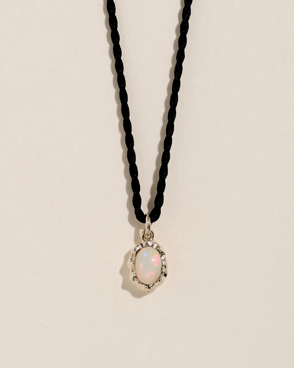 October Ovalado Pendant