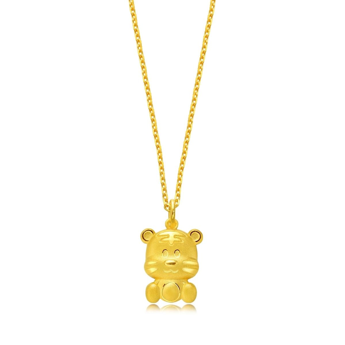 new-year-and-chinese-zodiac-gold-pendant-chow-sang-sang