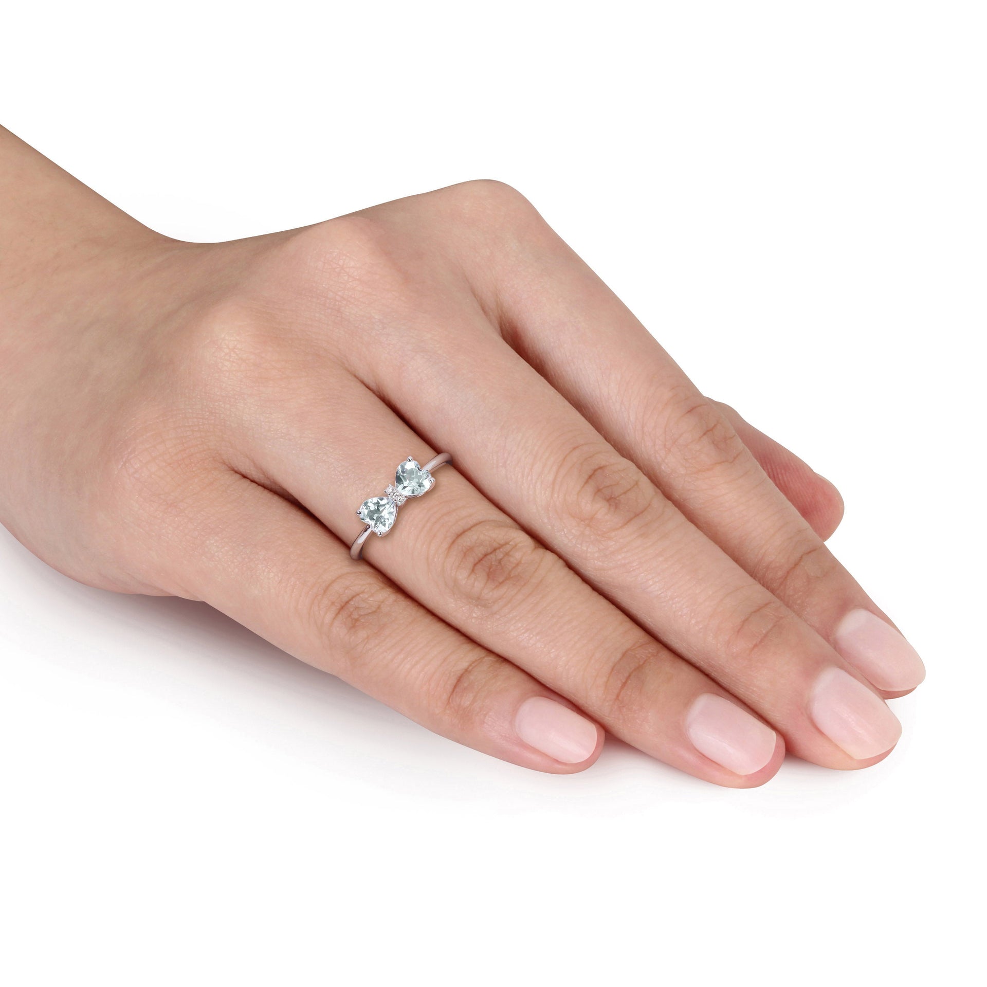 Mimi & Max 3/4 CT TGW Heart Aquamarine and Diamond Accent Bow Ring in Sterling Silver
